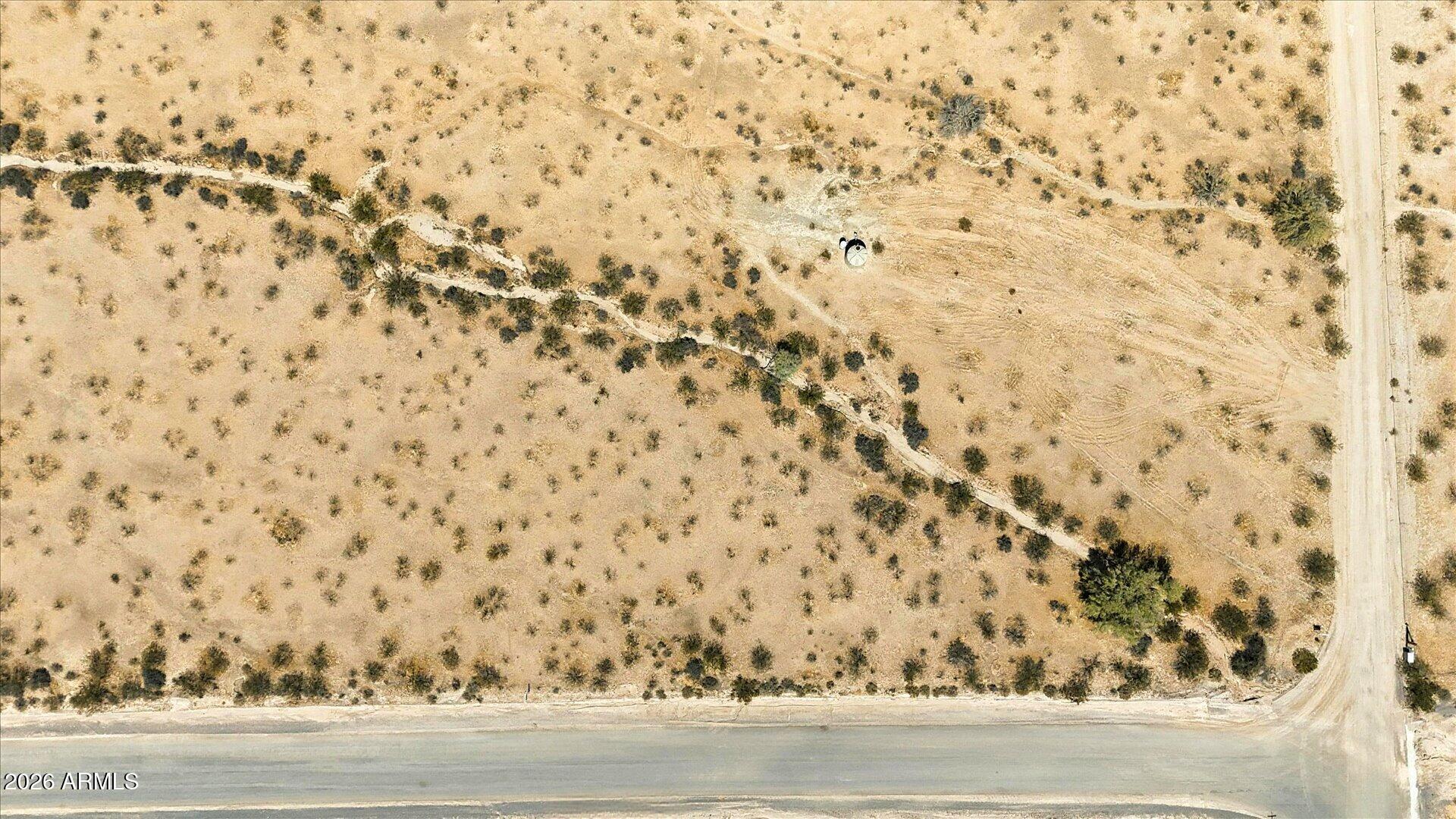 A PORTION OF THE NORTH HALF OF THE NORTHEAST QUART - Land