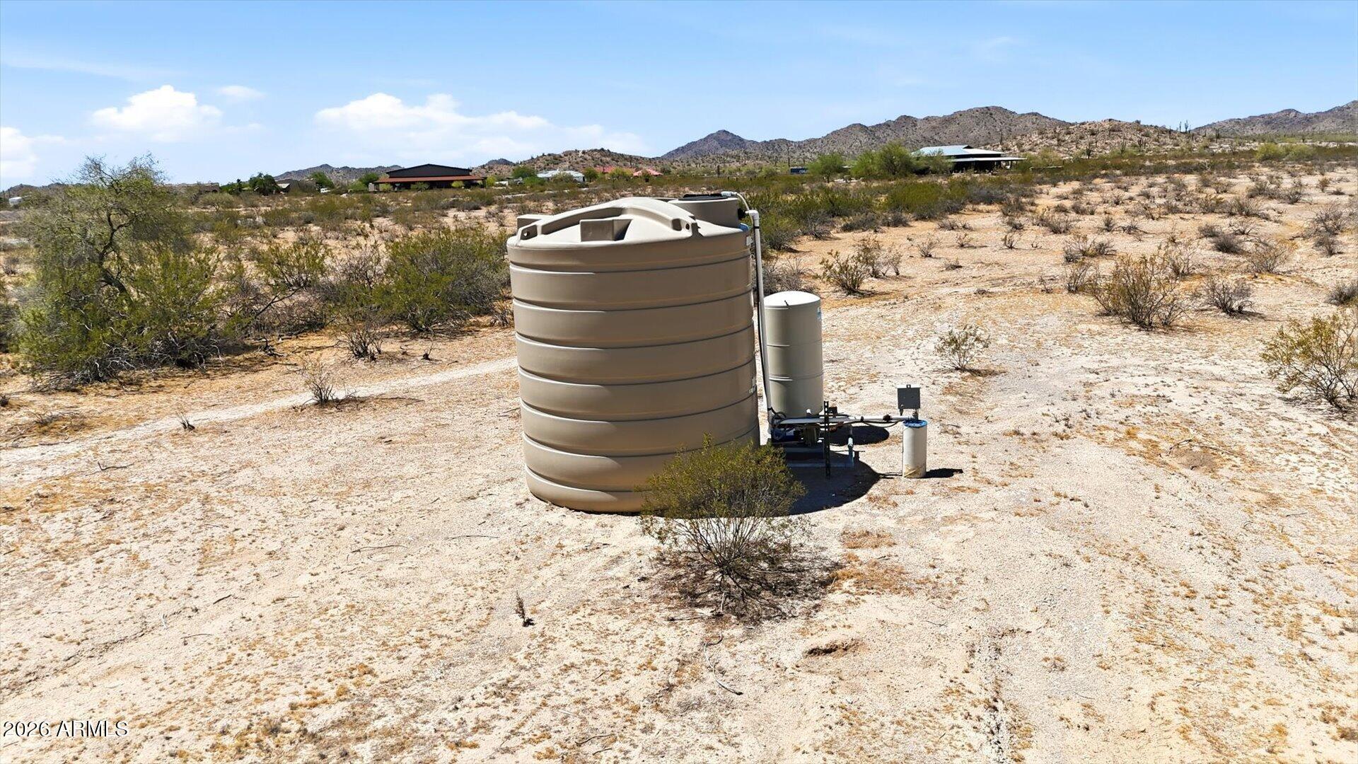 A PORTION OF THE NORTH HALF OF THE NORTHEAST QUART - Land