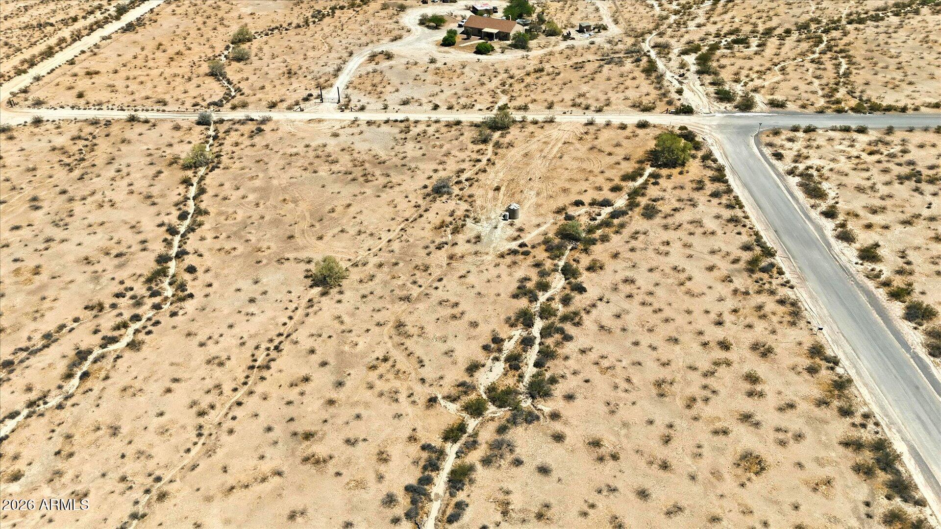 A PORTION OF THE NORTH HALF OF THE NORTHEAST QUART - Land