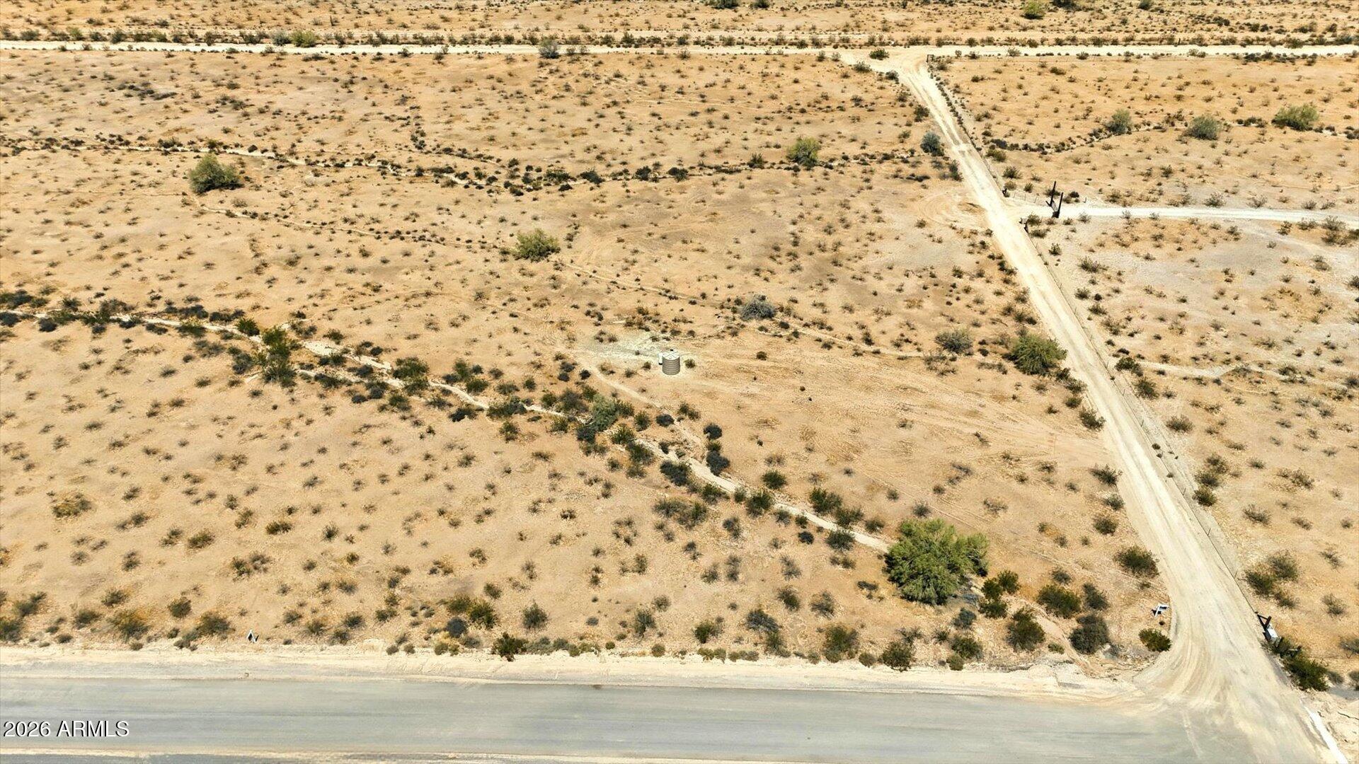 A PORTION OF THE NORTH HALF OF THE NORTHEAST QUART - Land