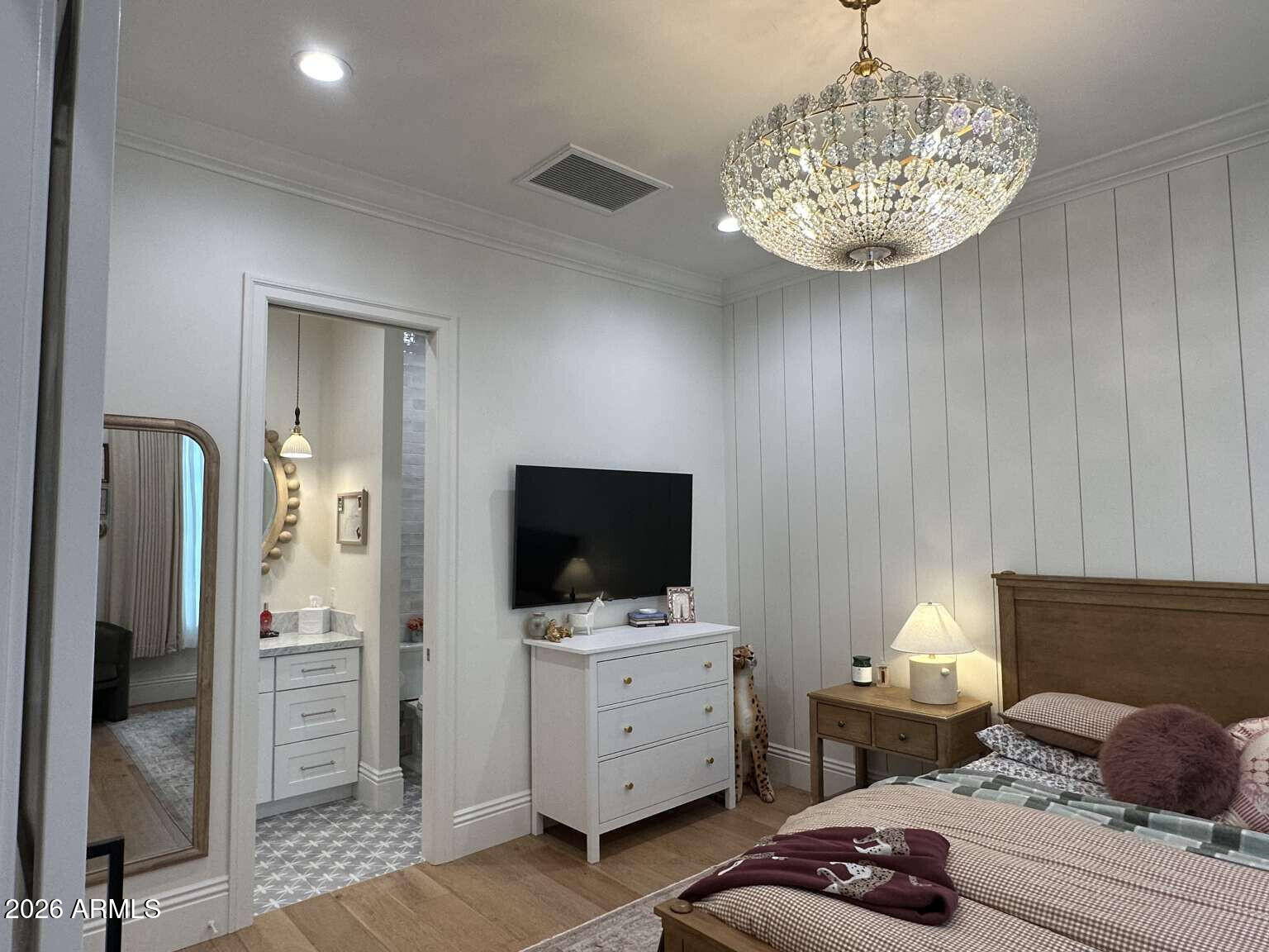 PECAN LIGHTS - Residential