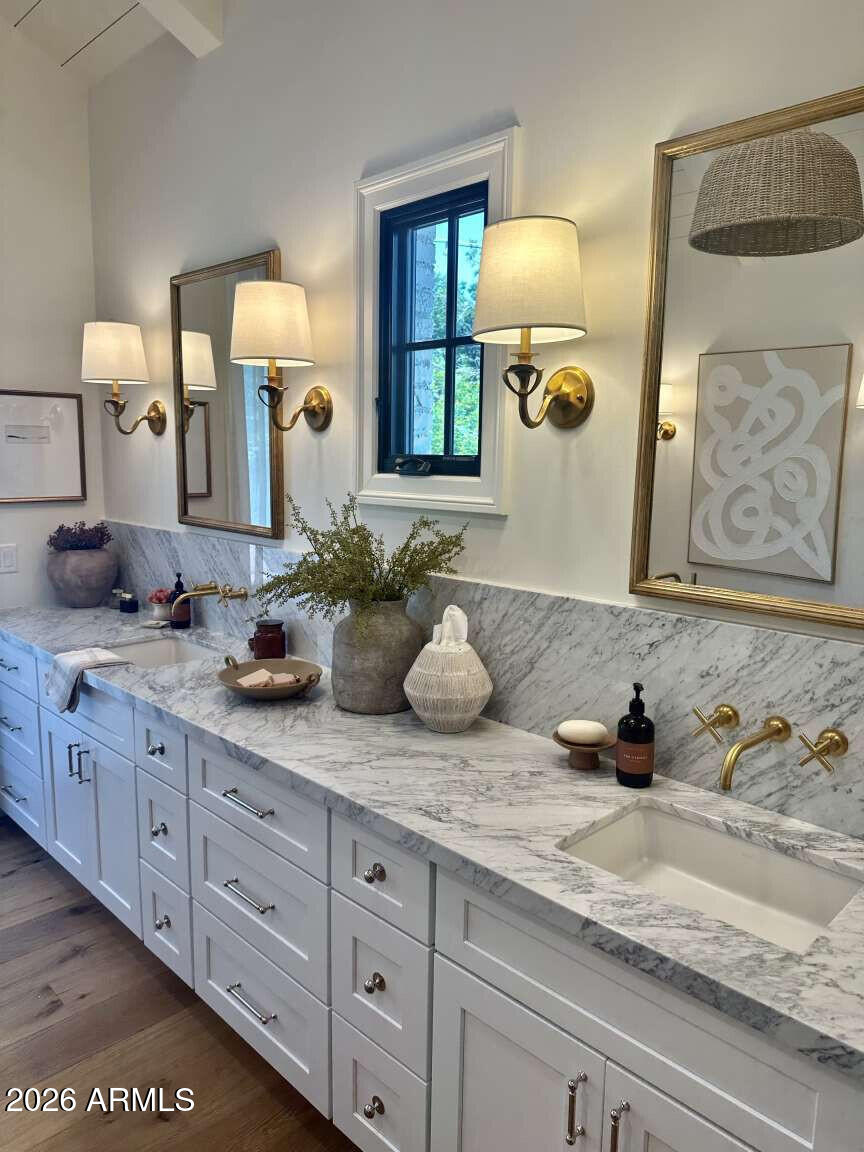PECAN LIGHTS - Residential