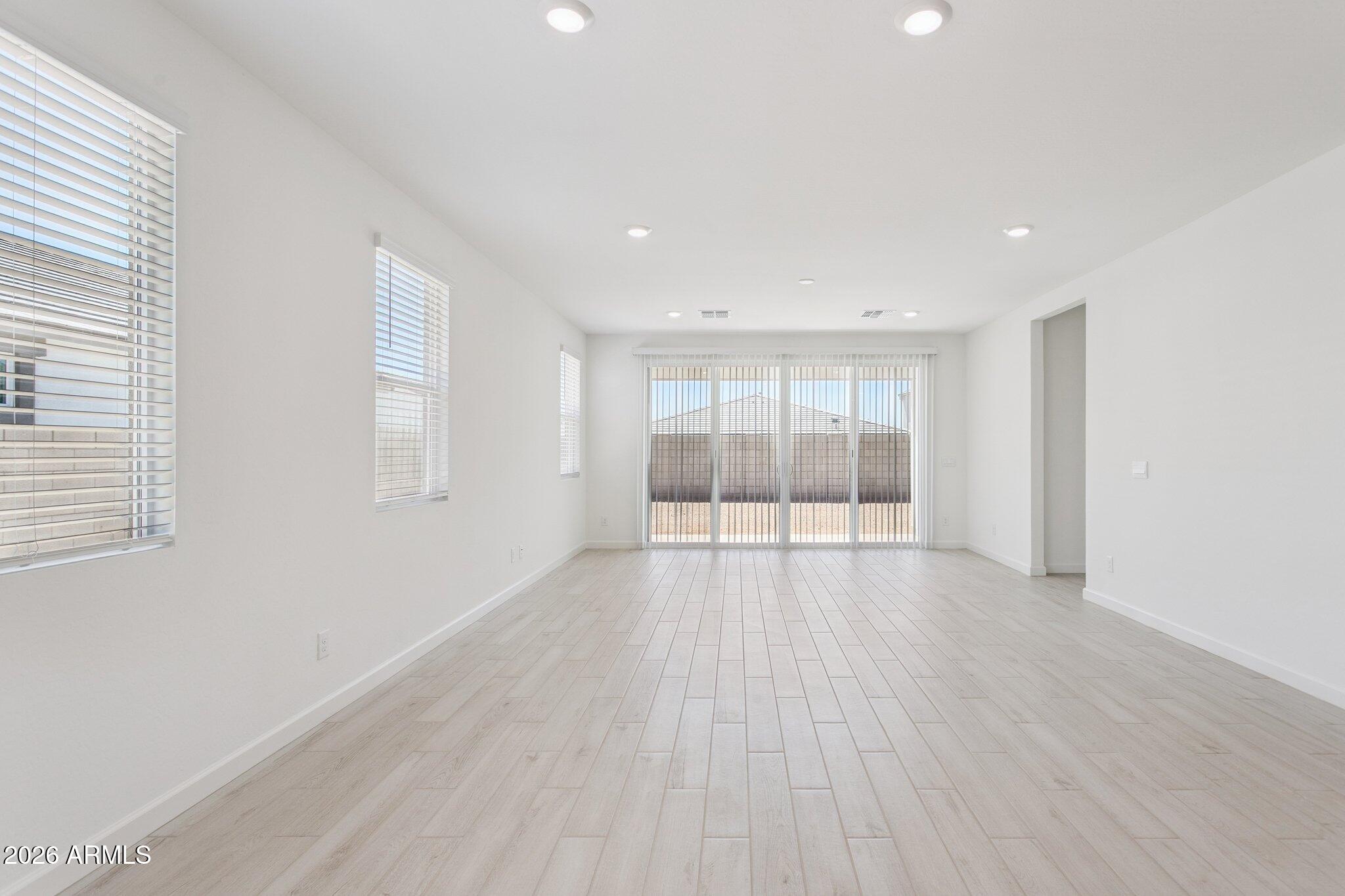 ALORAVITA NORTH PHASE 3 PARCEL 11 - Residential