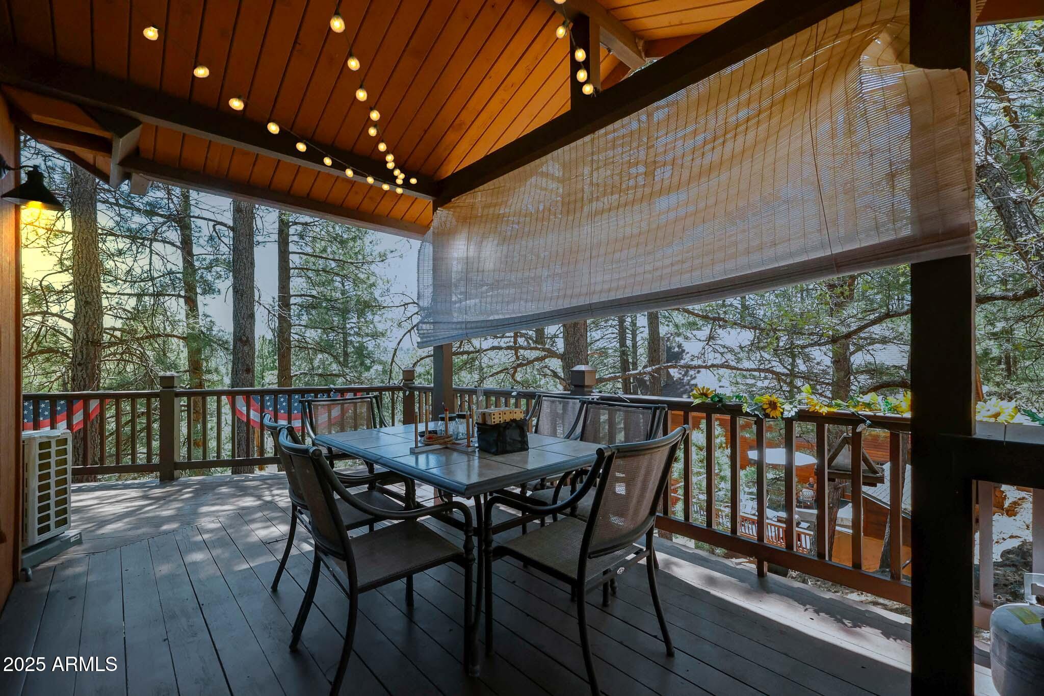 PINEWOOD 17 - Residential