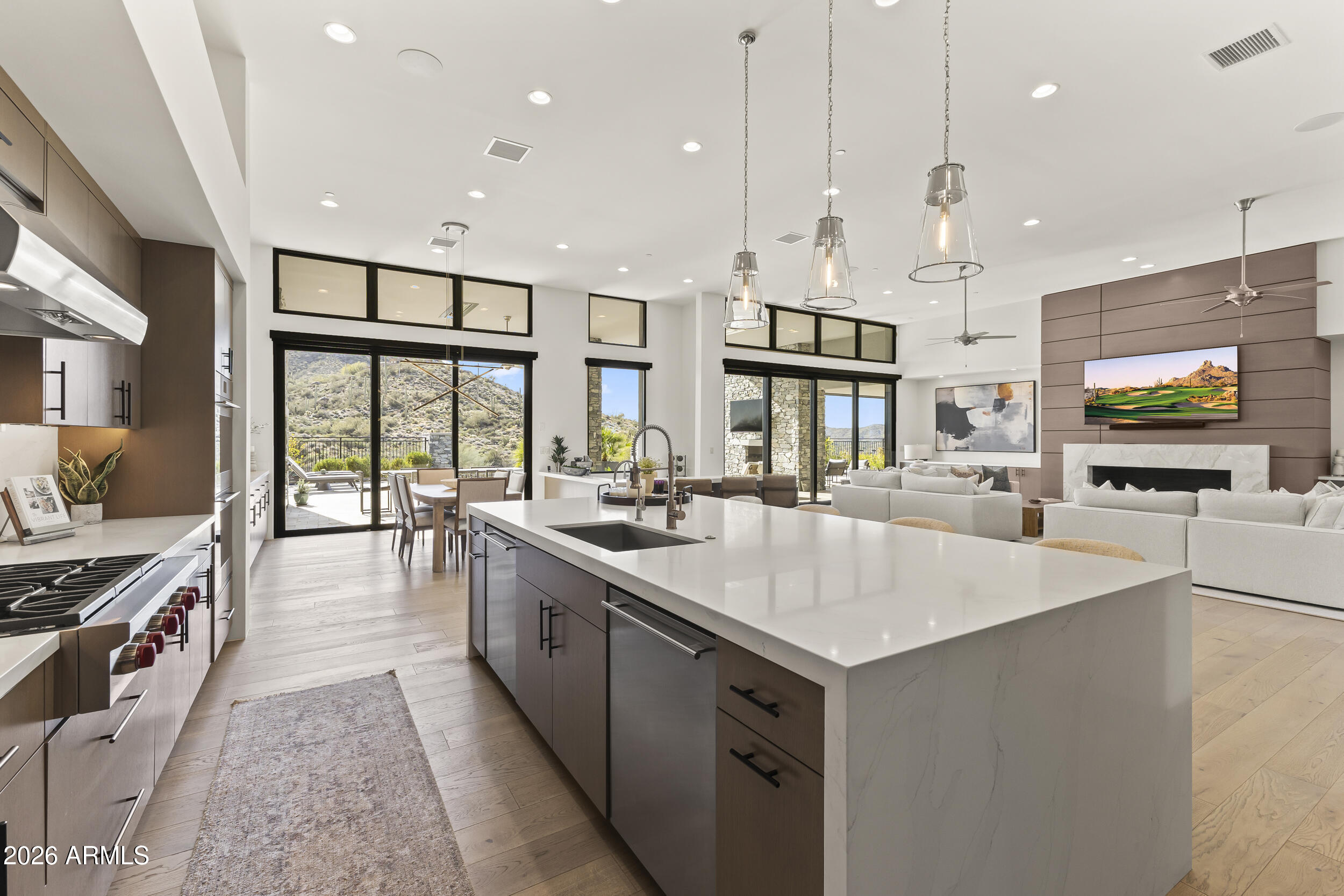 DESERT MOUNTAIN - Residential