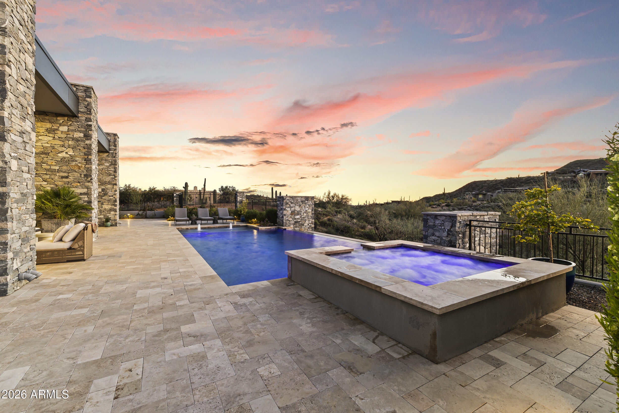 DESERT MOUNTAIN - Residential