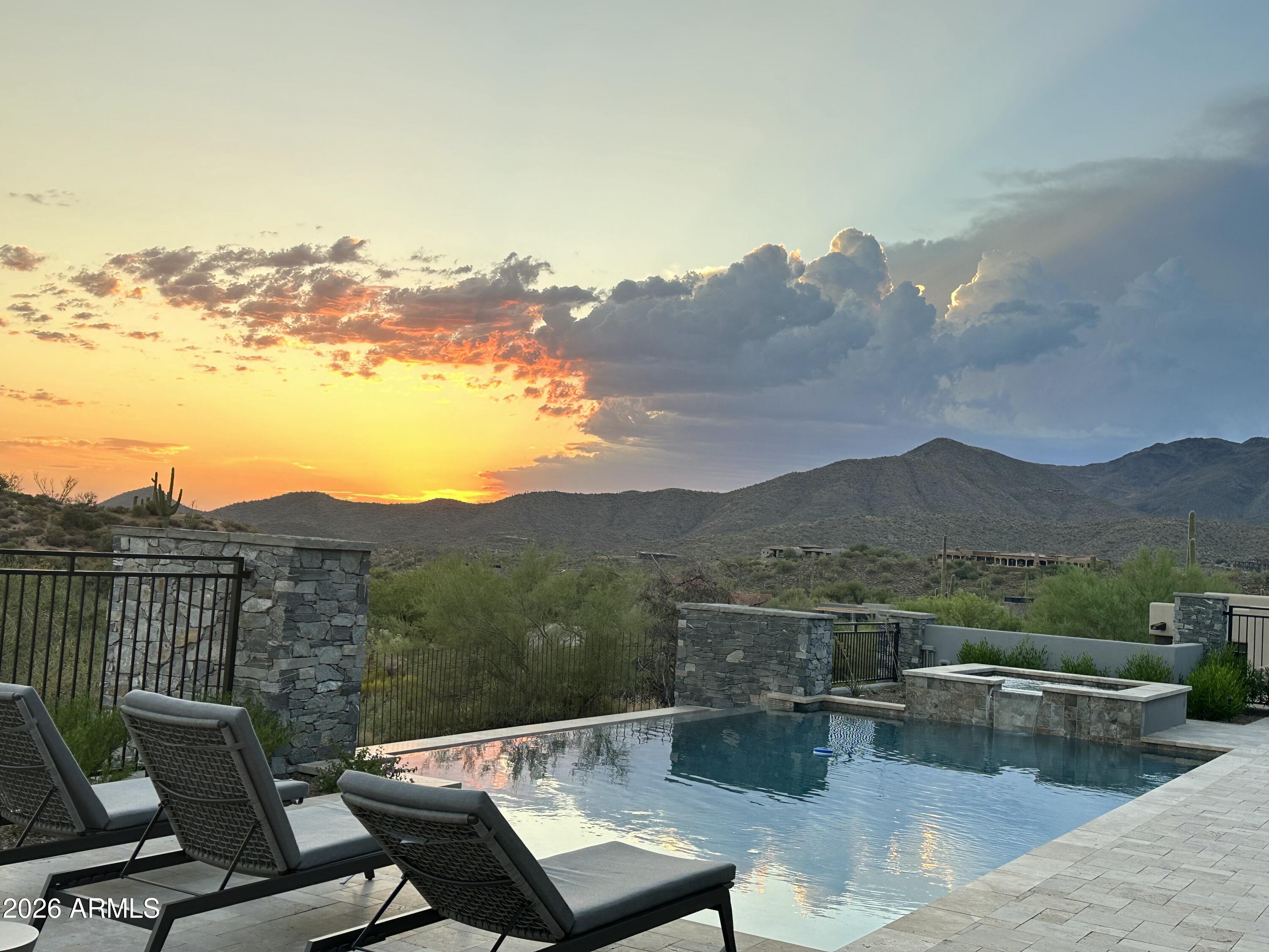 DESERT MOUNTAIN - Residential