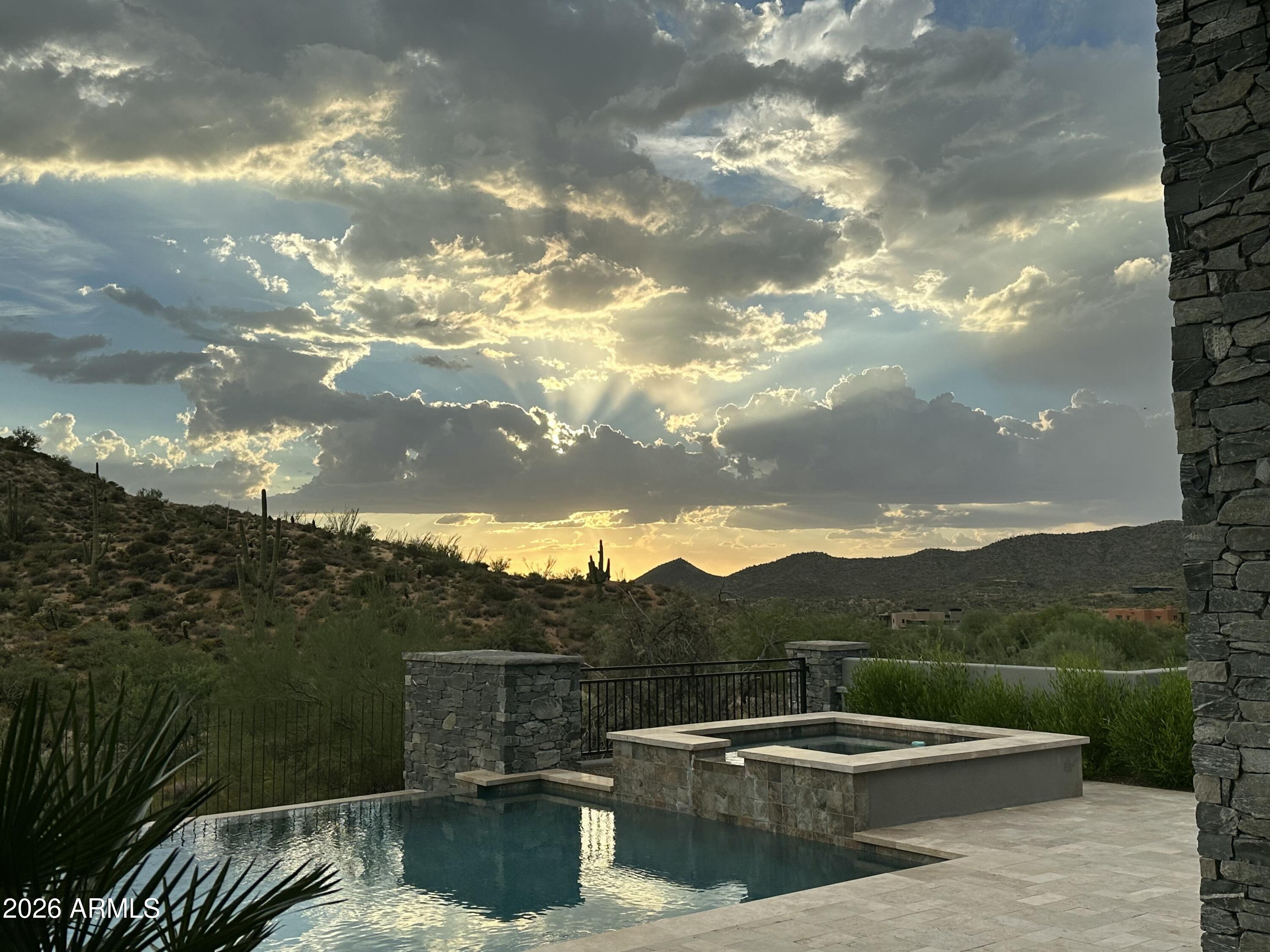 DESERT MOUNTAIN - Residential