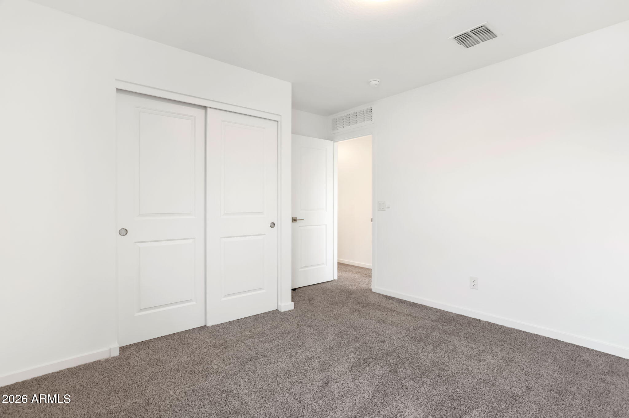 ELEMENT ON EUCLID - Residential