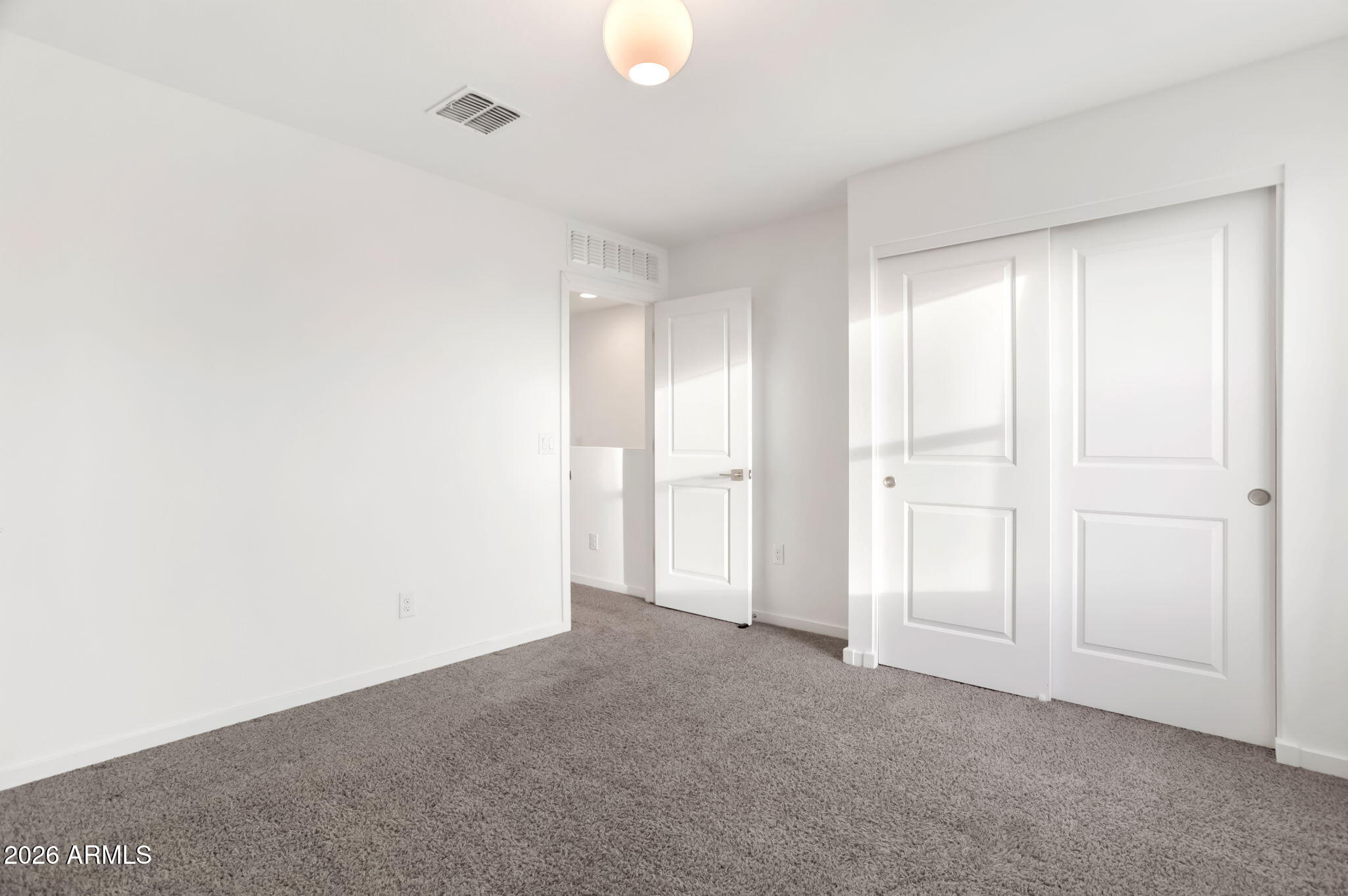 ELEMENT ON EUCLID - Residential