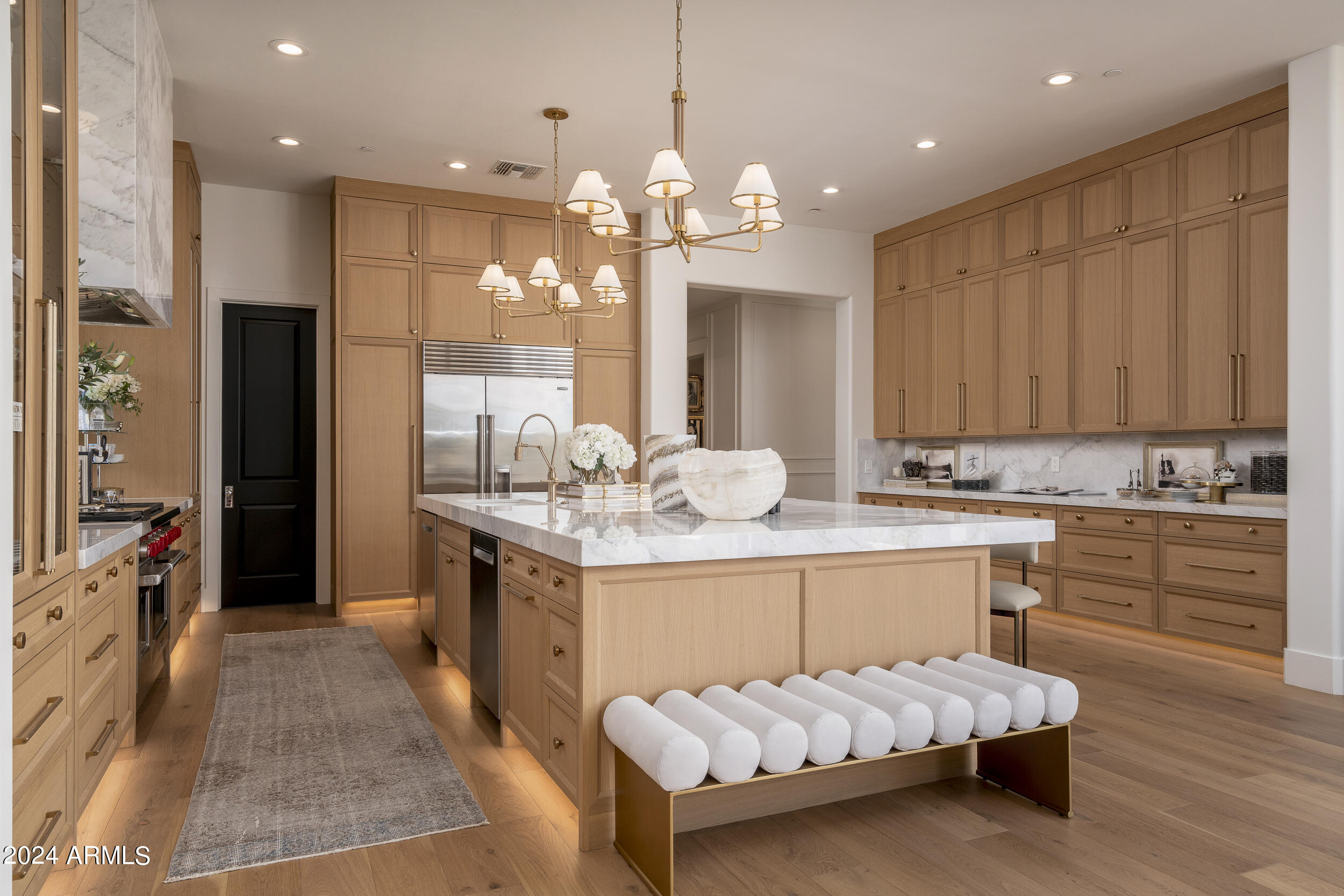 PINNACLE PEAK PLACE - Residential