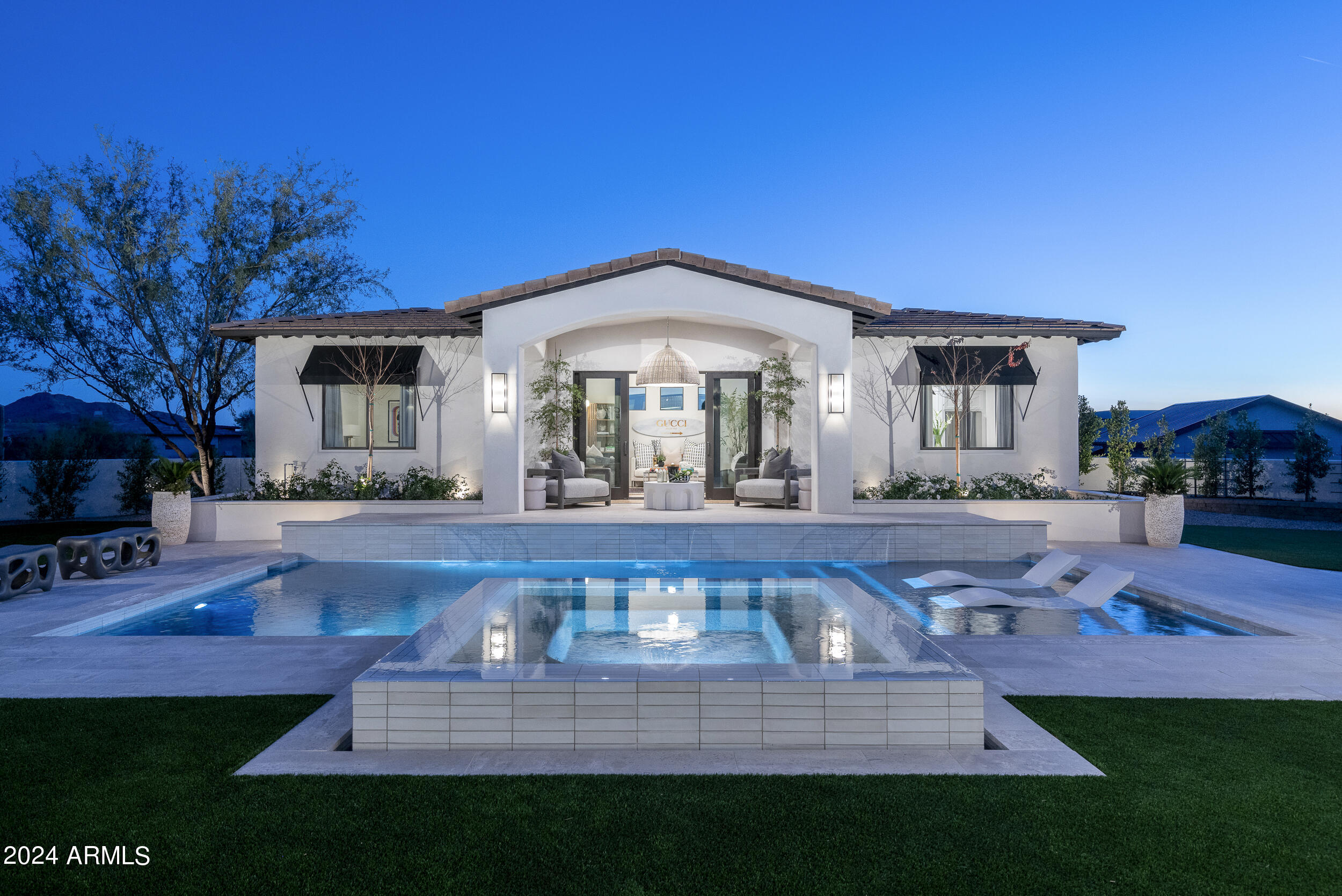 PINNACLE PEAK PLACE - Residential