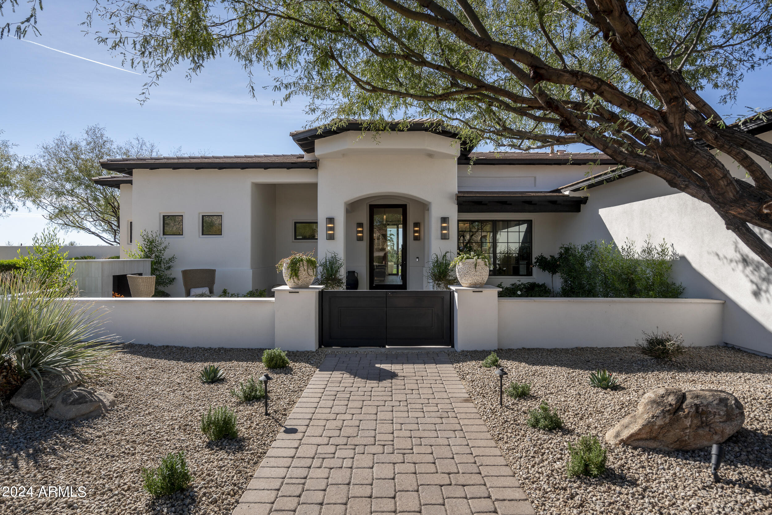 PINNACLE PEAK PLACE - Residential