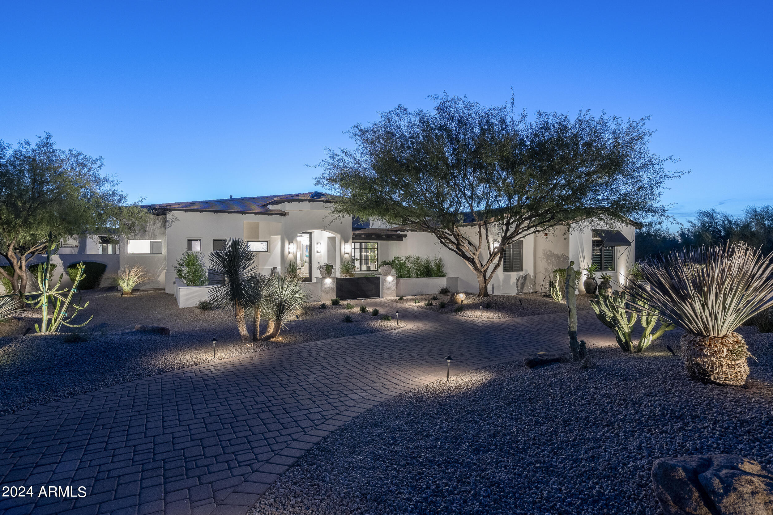 PINNACLE PEAK PLACE - Residential