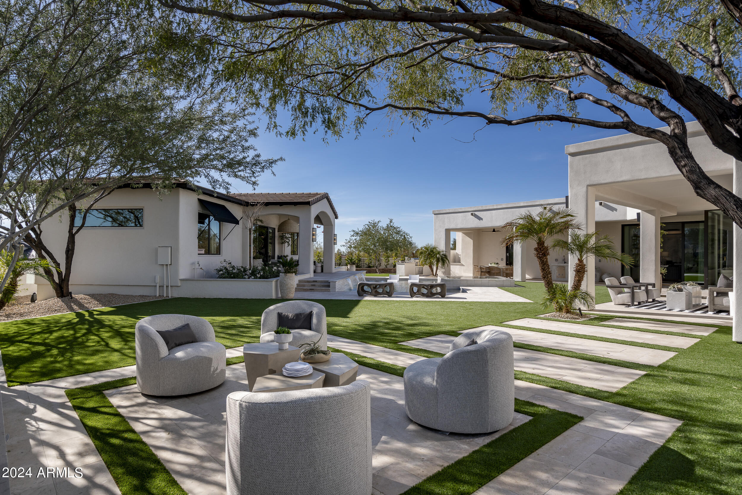 PINNACLE PEAK PLACE - Residential