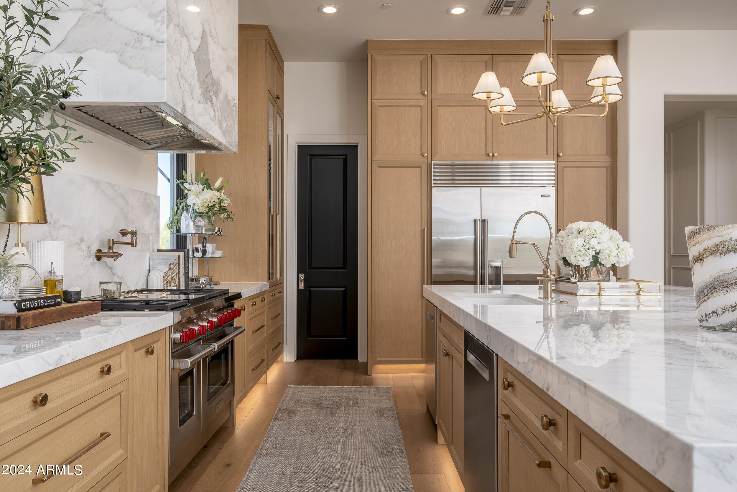 PINNACLE PEAK PLACE - Residential