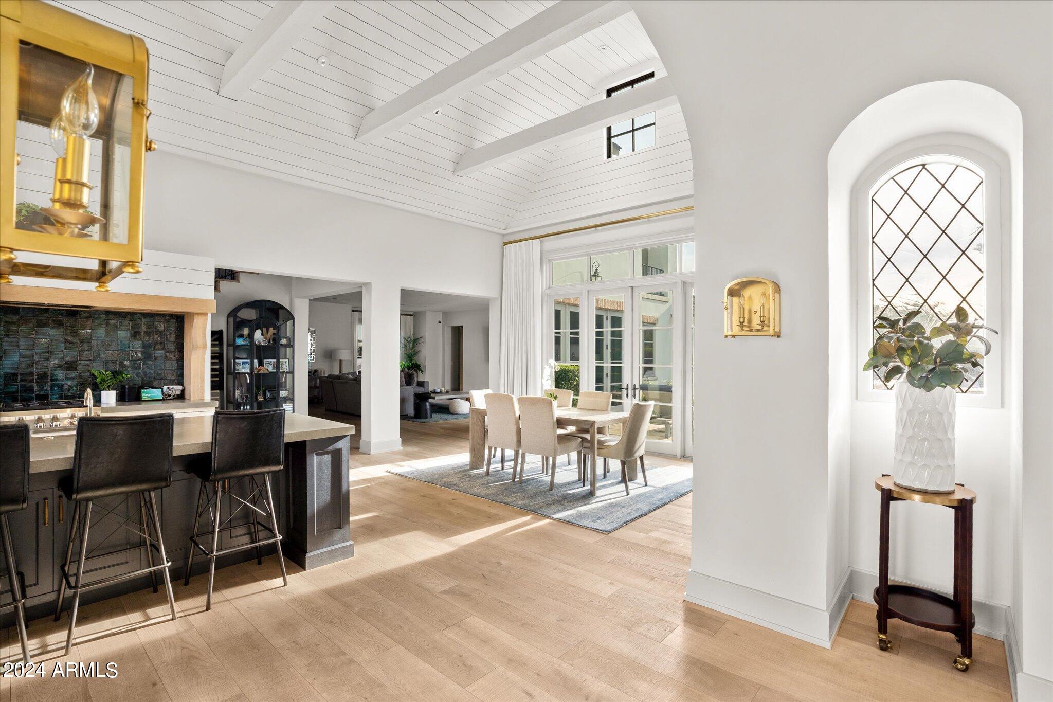 EL CAMELLO - Residential
