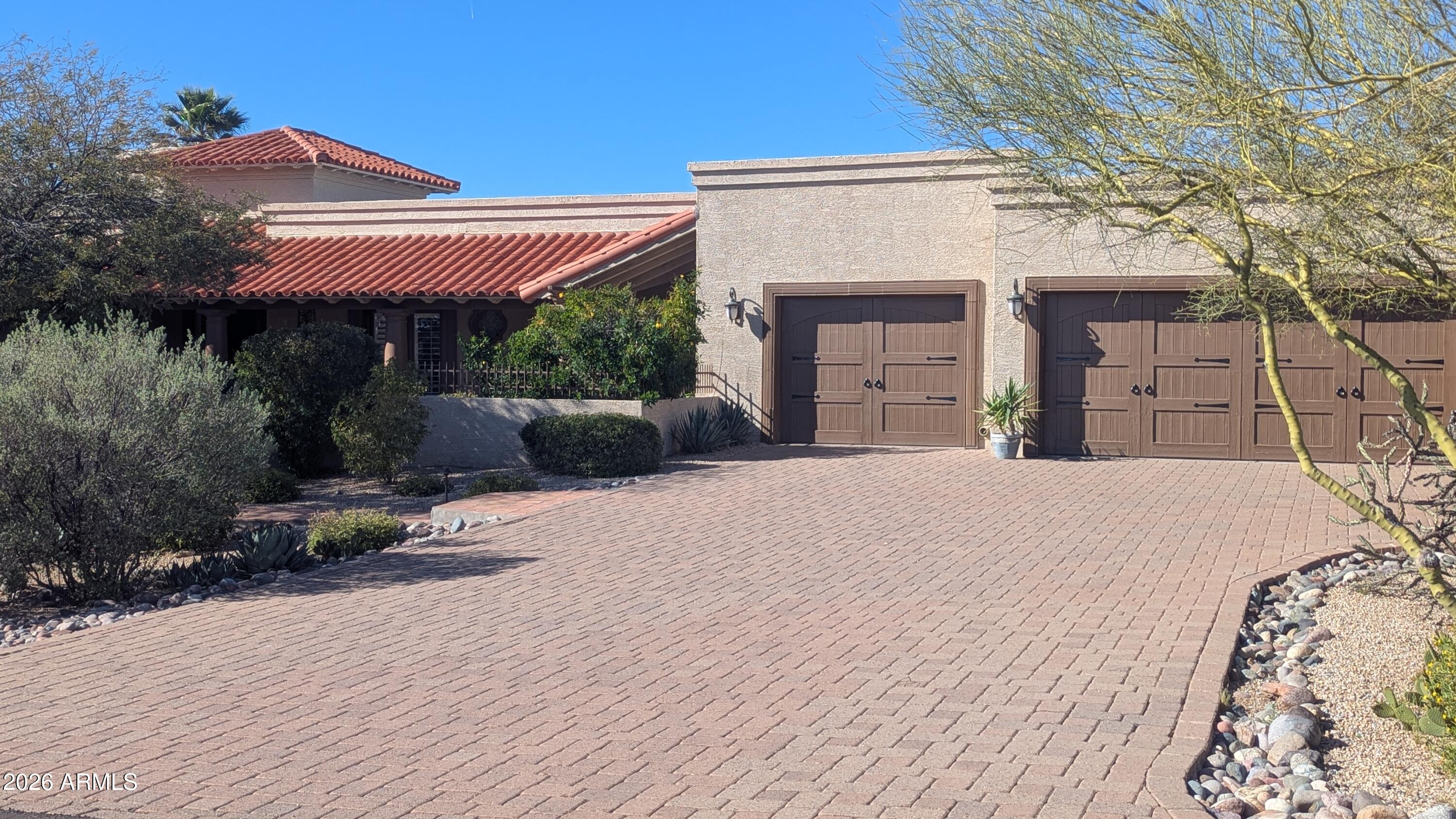 Carefree Velvet Shadows - Residential
