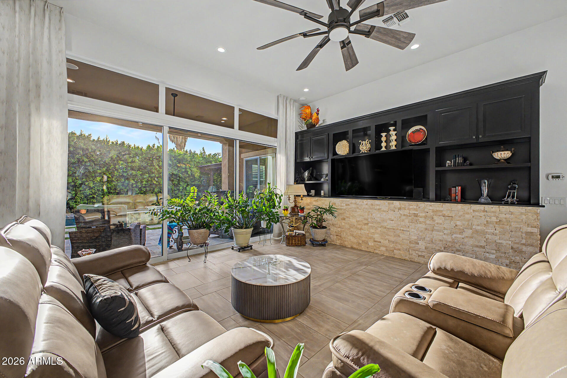 PALM VALLEY PHASE 9 - Residential