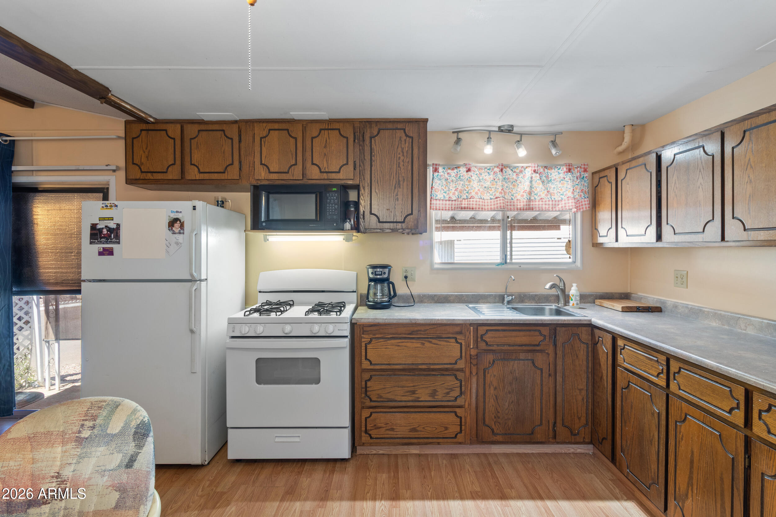 HOLIDAY VILLAGE 55+ - Residential