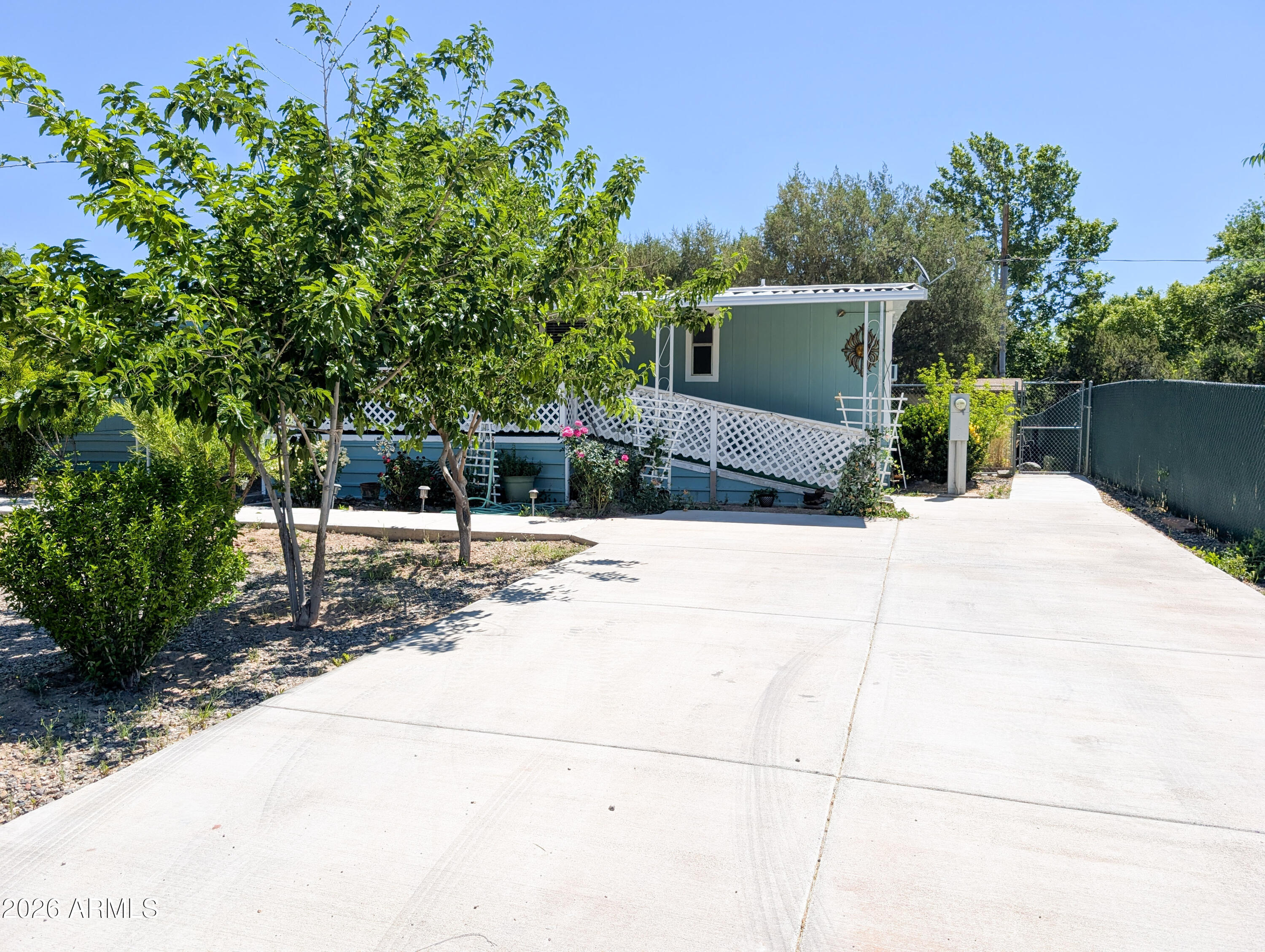 CLEAR CREEK WEST - Residential