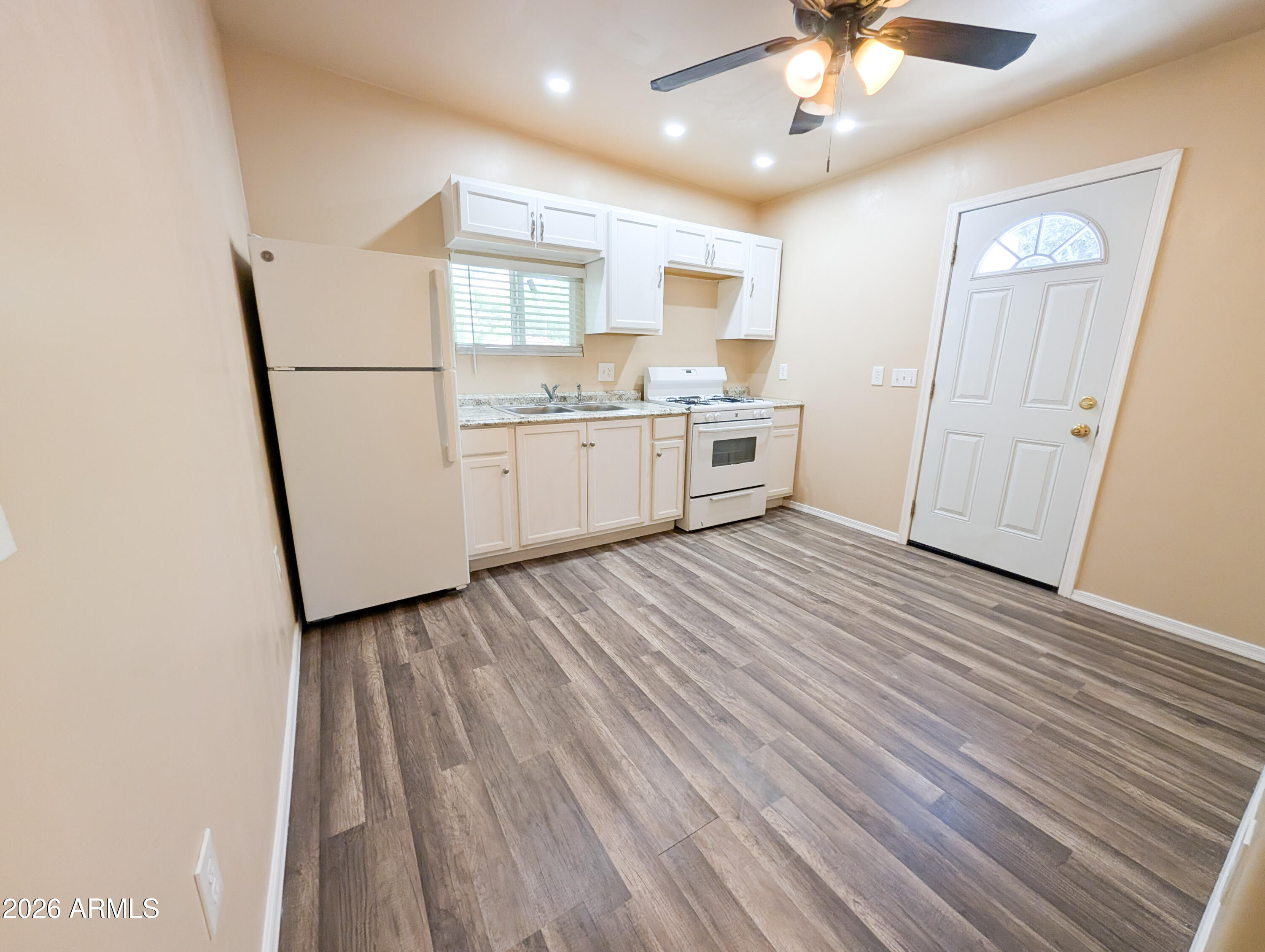 CLEAR CREEK WEST - Residential
