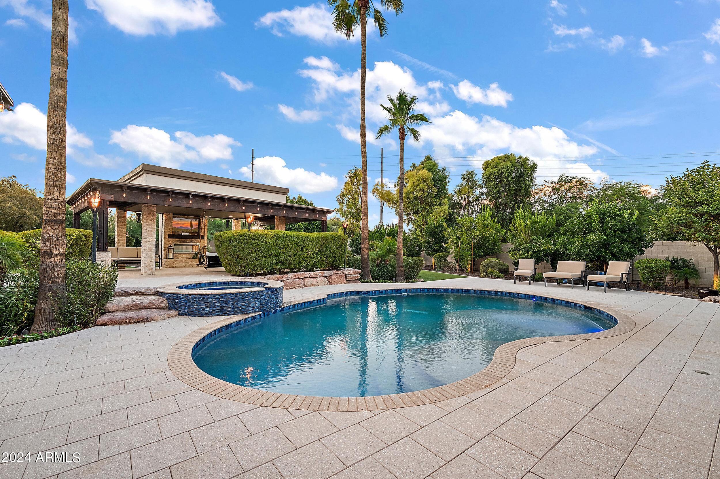 PARADISE PARK TRAILS 2 - Residential