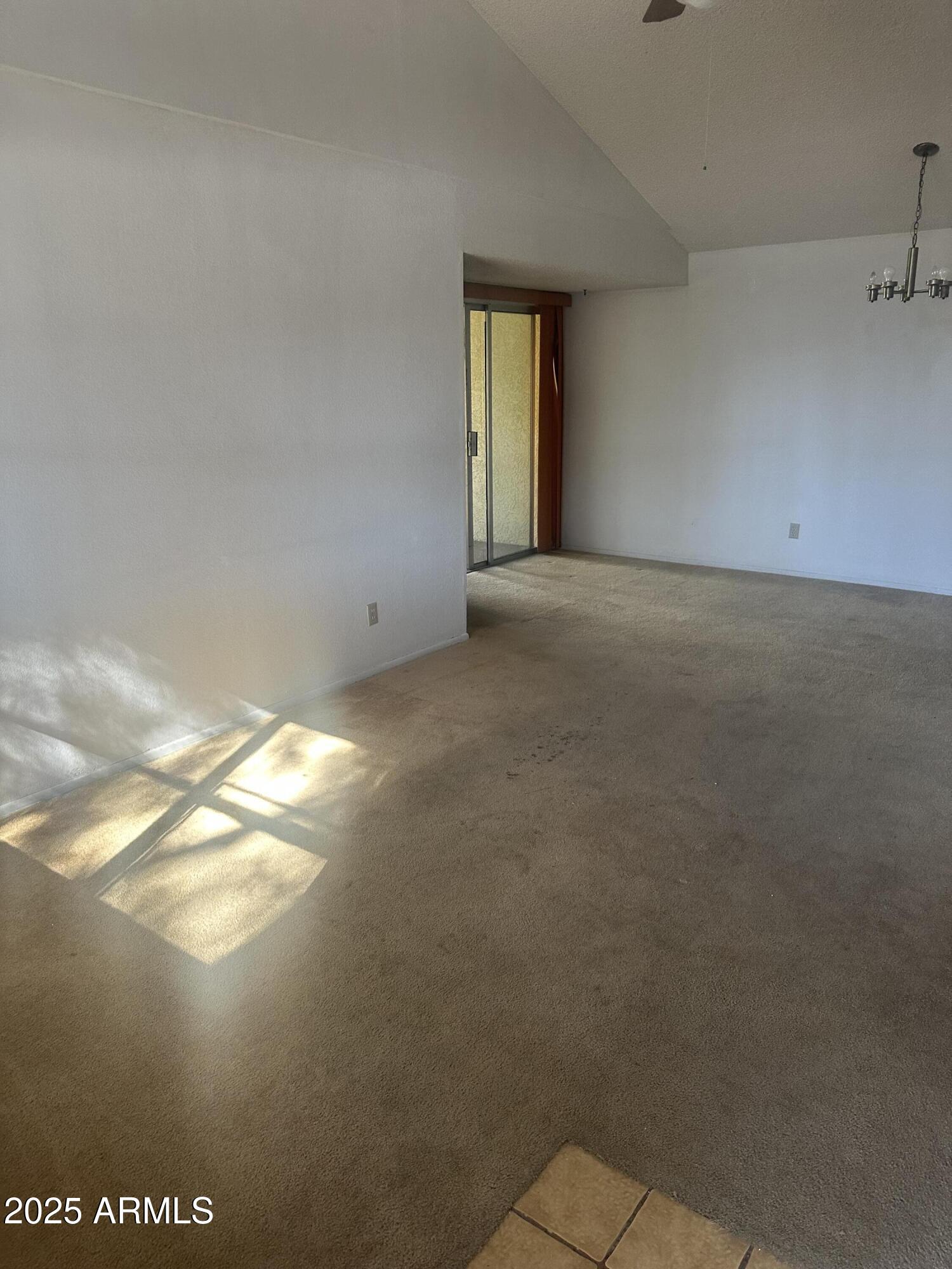 SEIS CASITAS - Residential