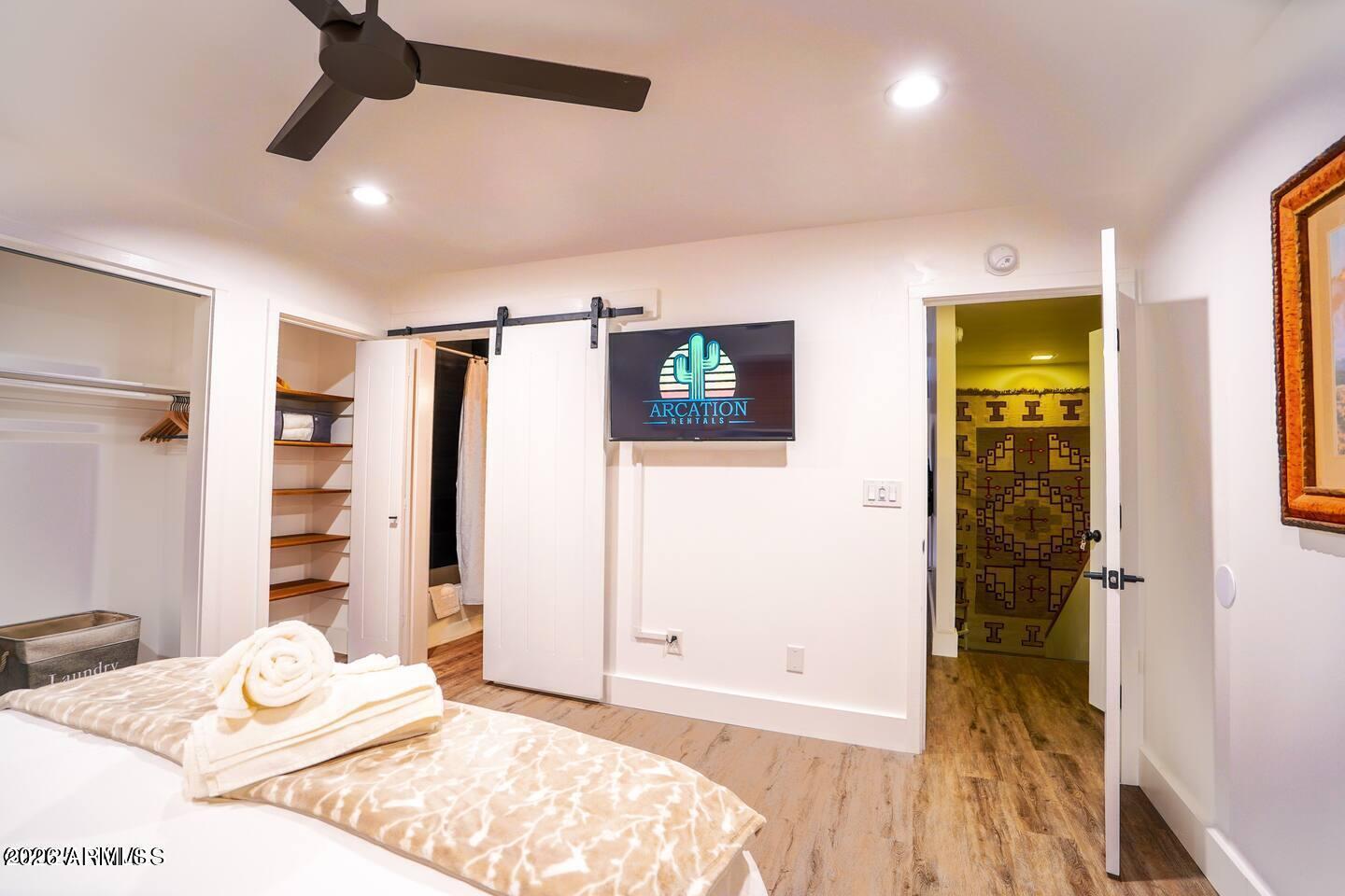 PINEWOOD FAIRWAY CONDOMINIUMS PHASE 5 - Residential