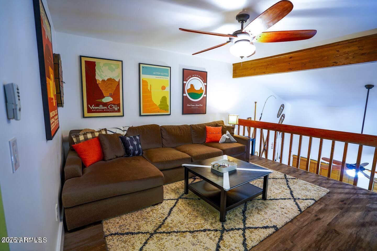 PINEWOOD FAIRWAY CONDOMINIUMS PHASE 5 - Residential