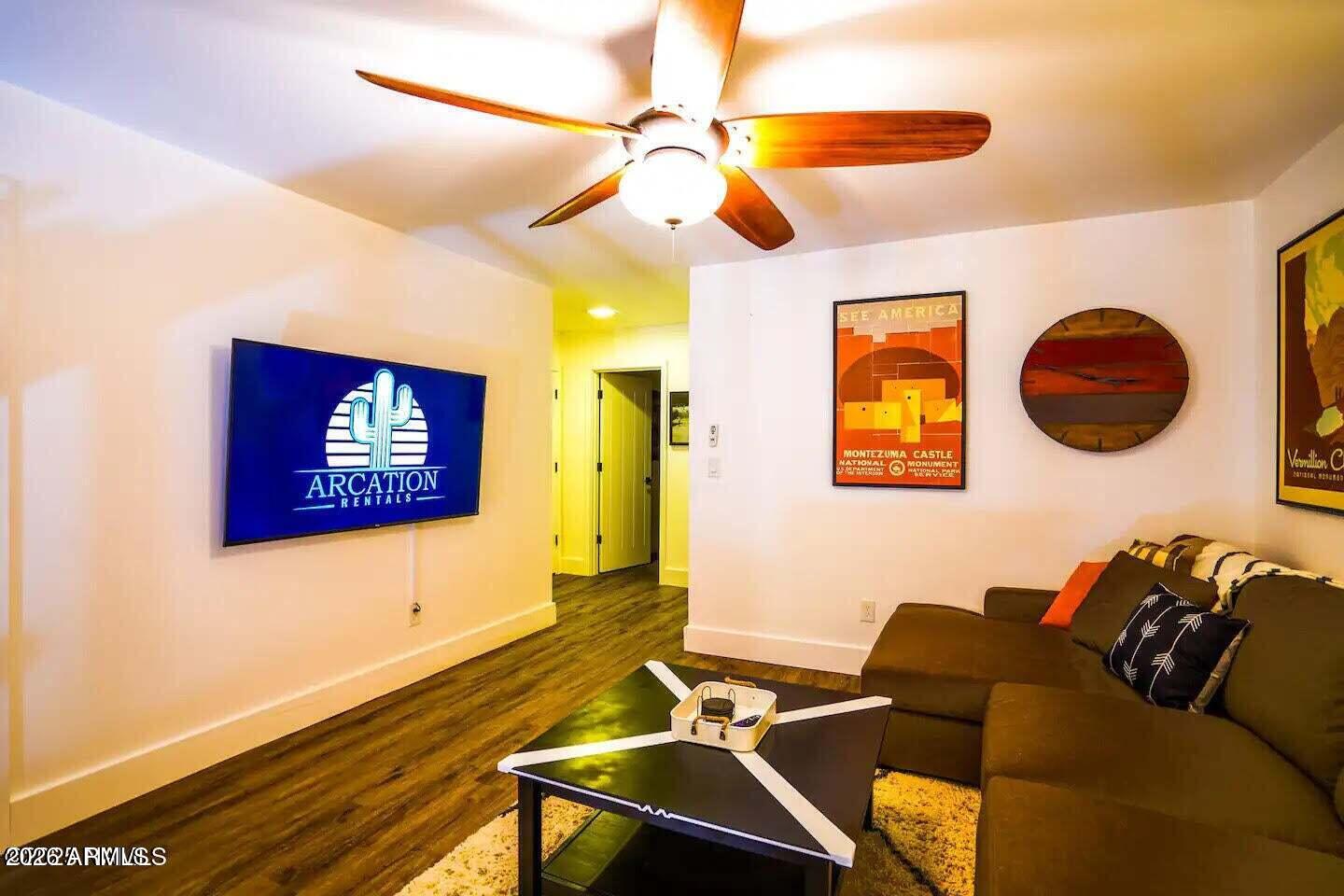 PINEWOOD FAIRWAY CONDOMINIUMS PHASE 5 - Residential