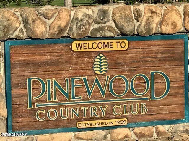 PINEWOOD FAIRWAY CONDOMINIUMS PHASE 5 - Residential