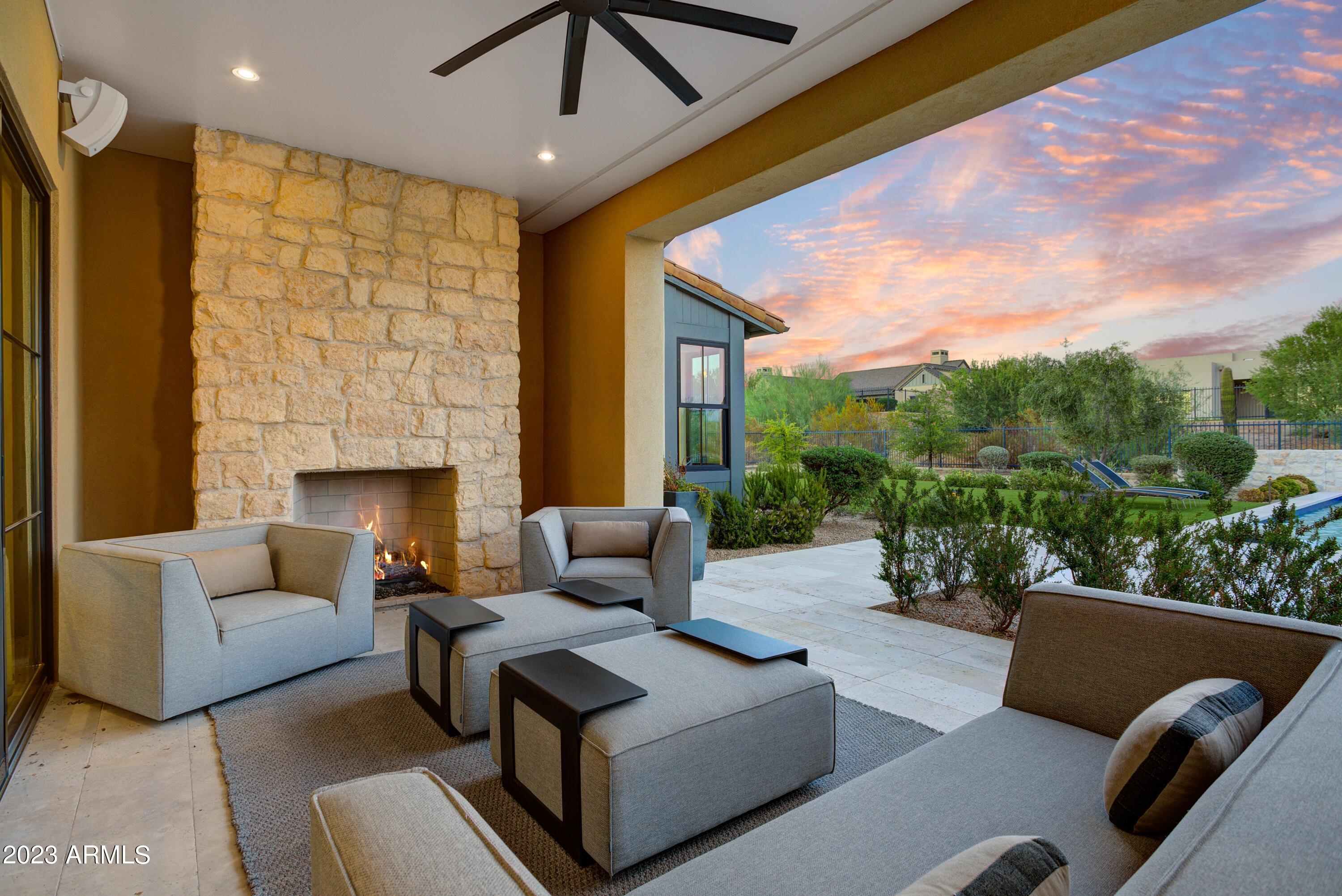 WHITE HORSE - Residential