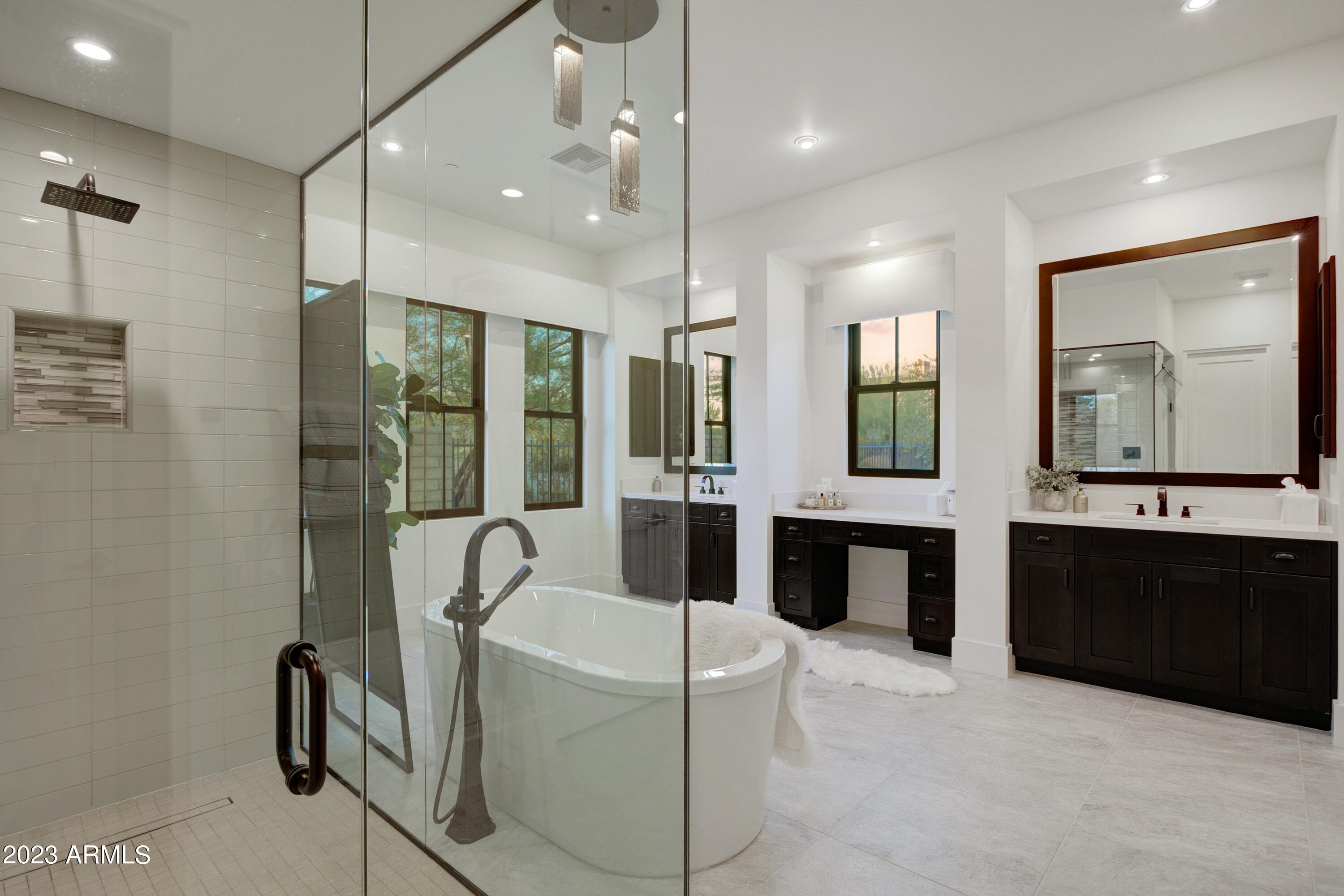 WHITE HORSE - Residential