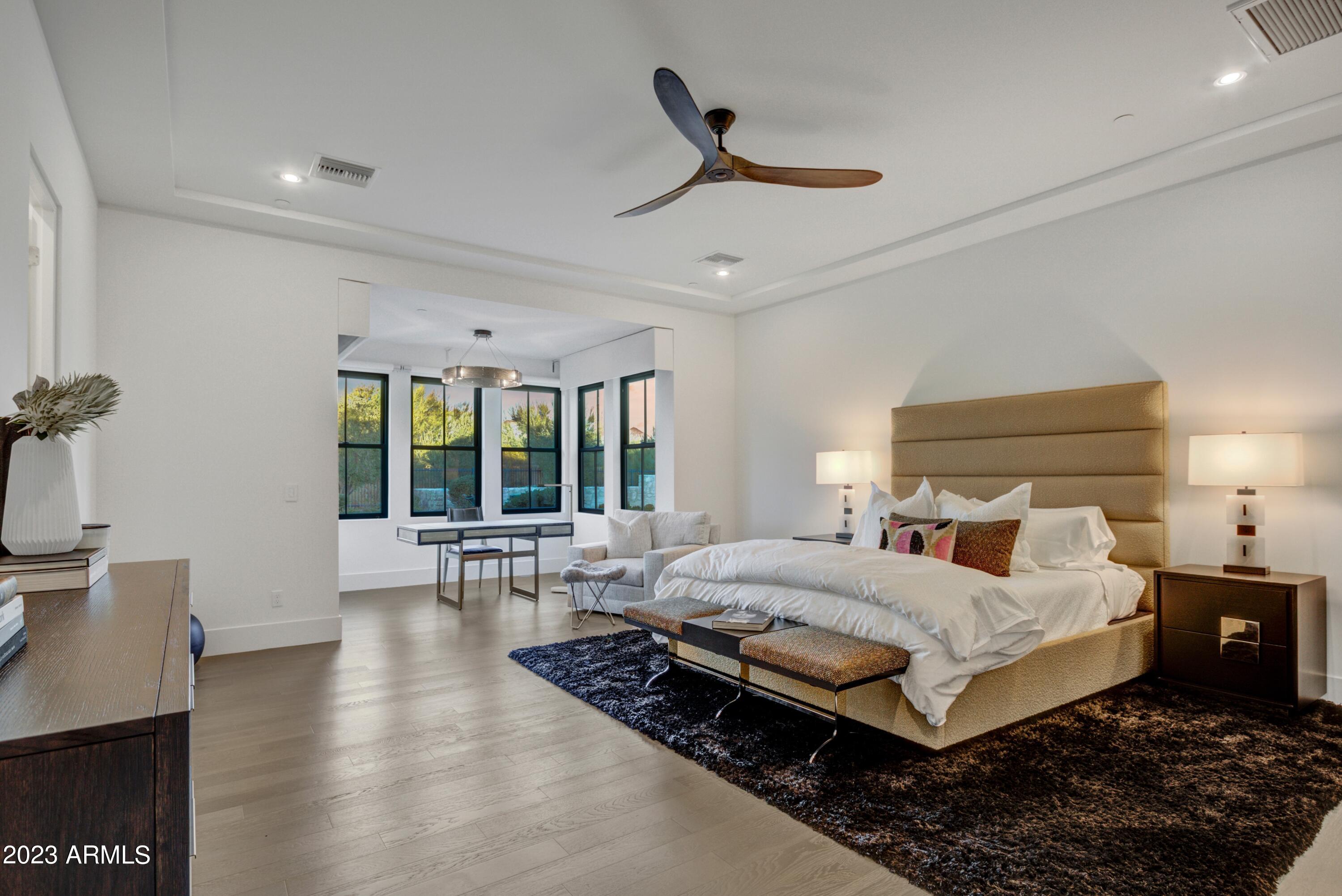 WHITE HORSE - Residential