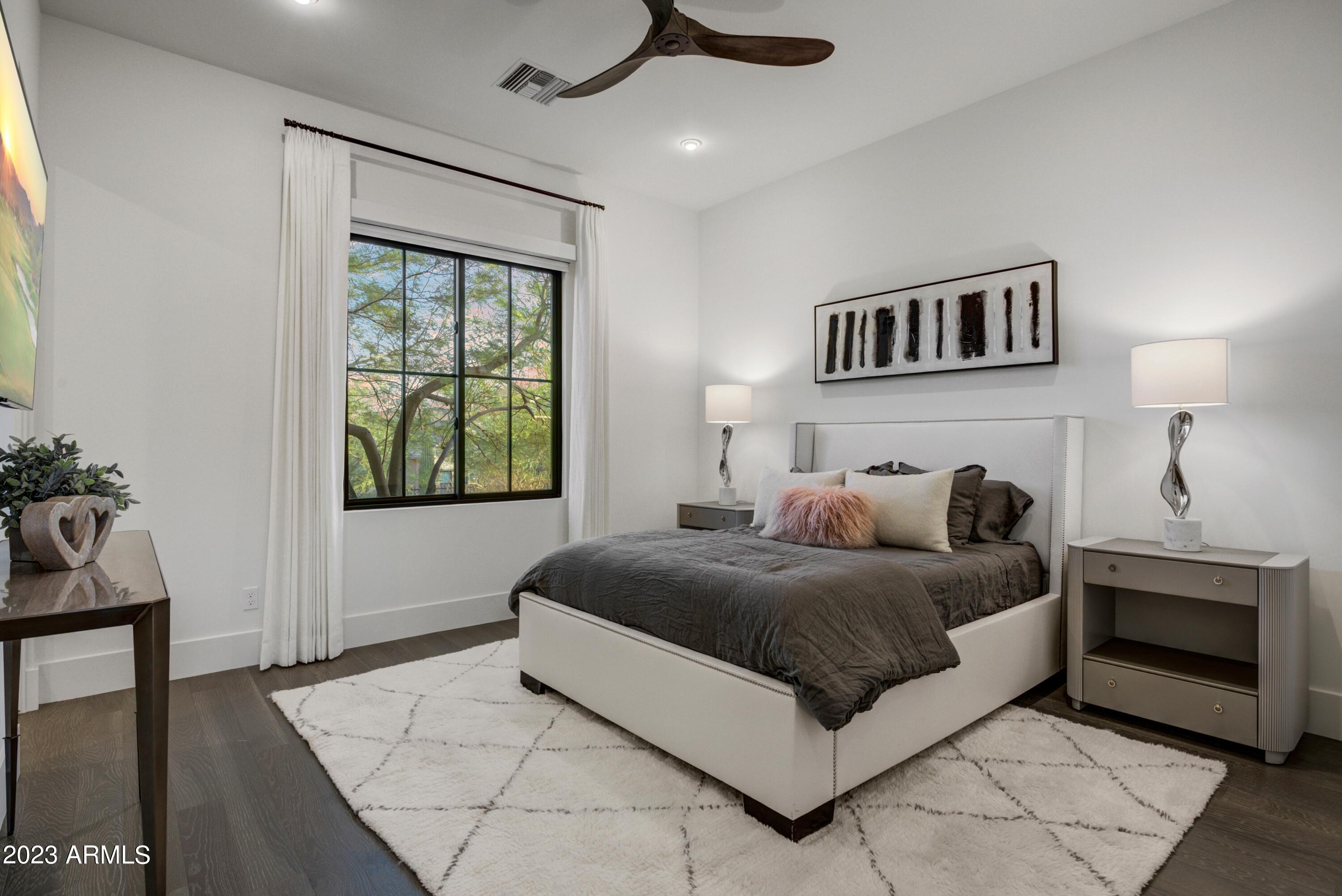 WHITE HORSE - Residential