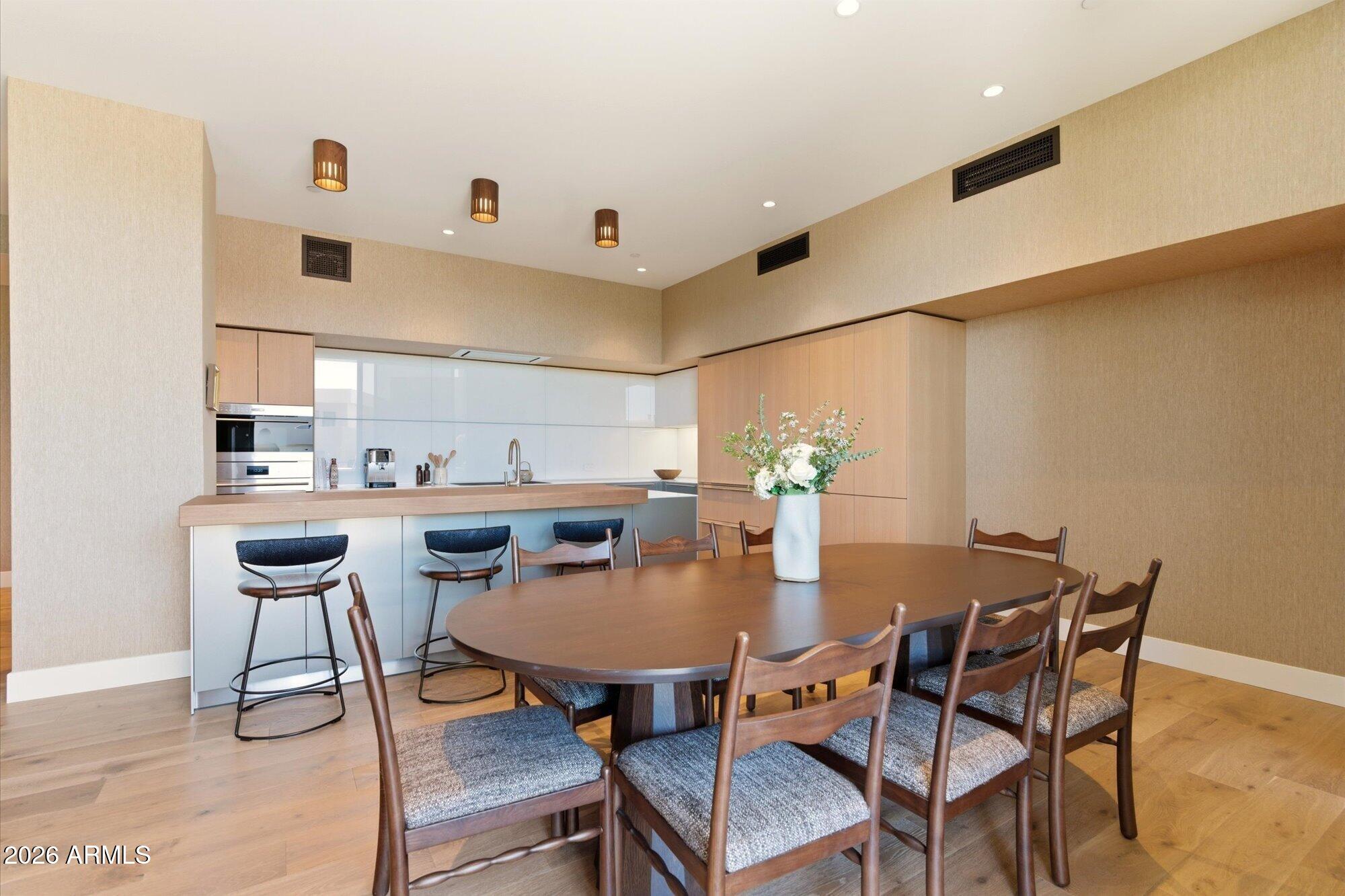 ASCENT AT THE PHOENICIAN MOUNTAINSIDE CONDOMINIUMS - Residential