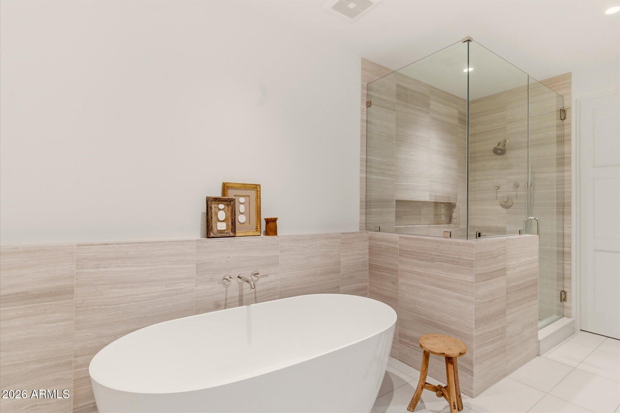 ASCENT AT THE PHOENICIAN MOUNTAINSIDE CONDOMINIUMS - Residential