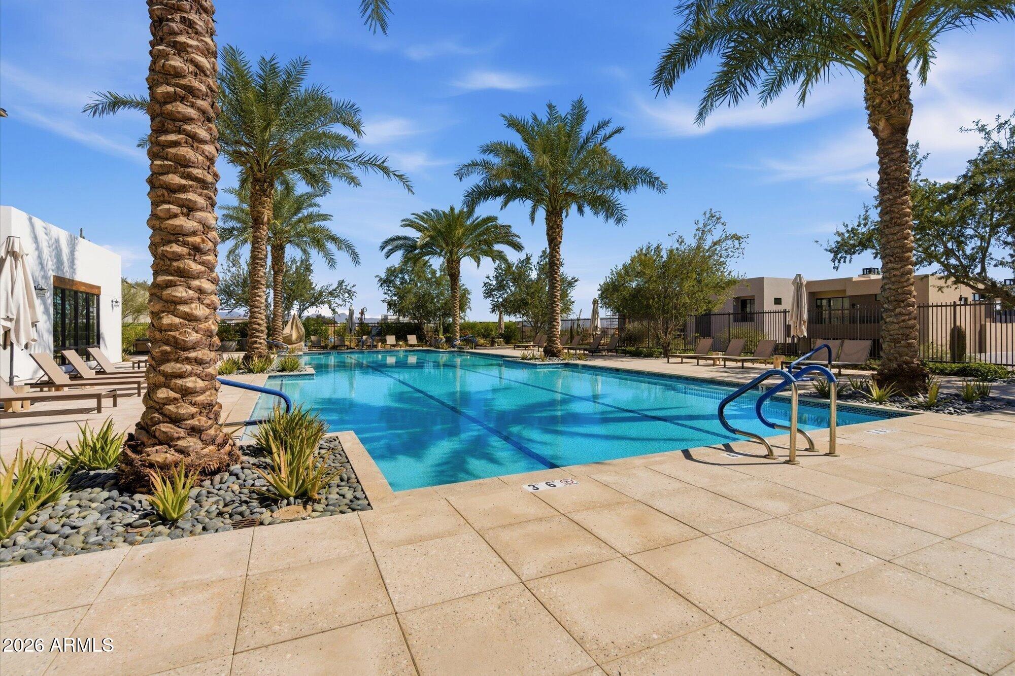 ASCENT AT THE PHOENICIAN MOUNTAINSIDE CONDOMINIUMS - Residential