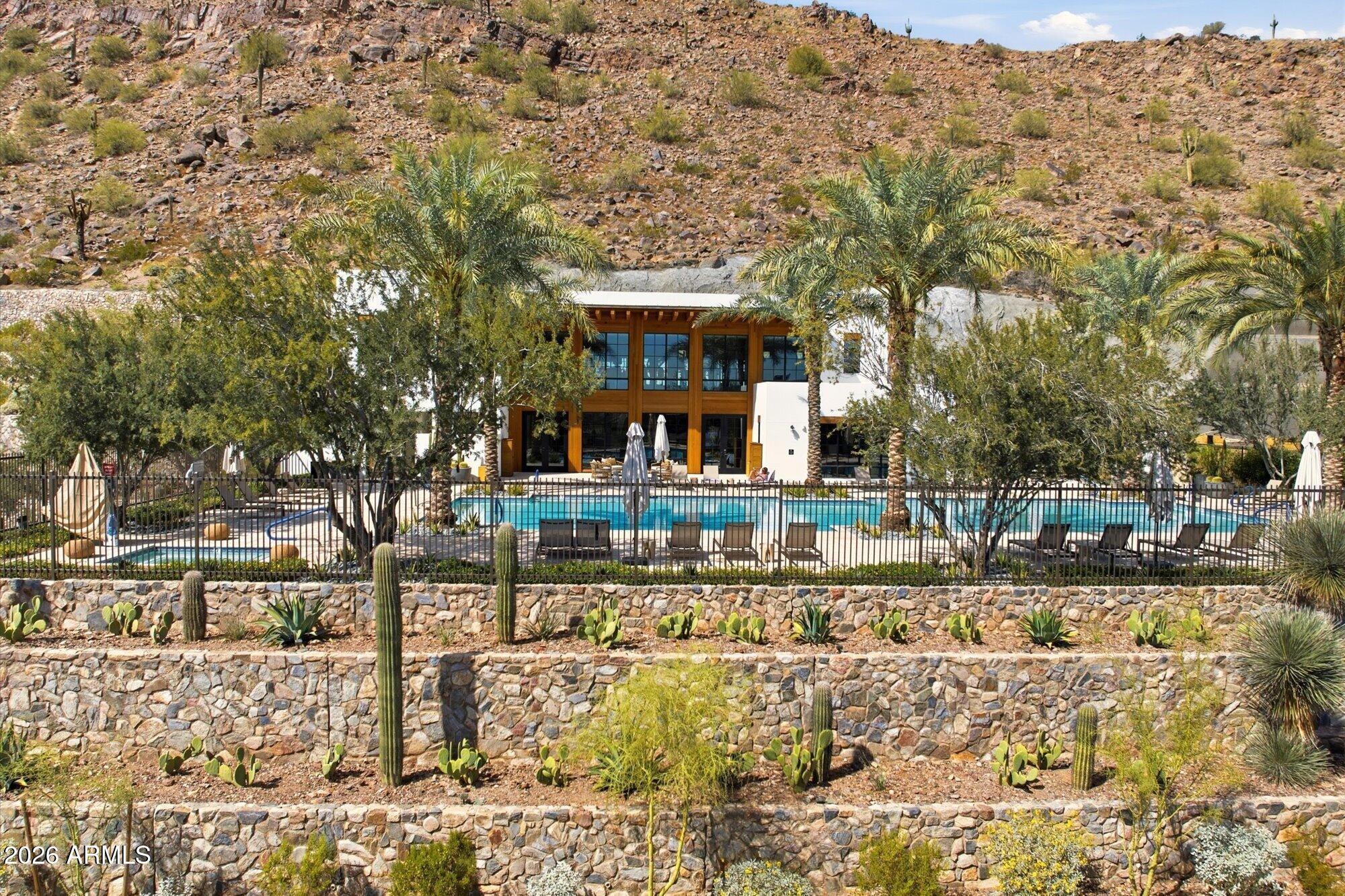 ASCENT AT THE PHOENICIAN MOUNTAINSIDE CONDOMINIUMS - Residential