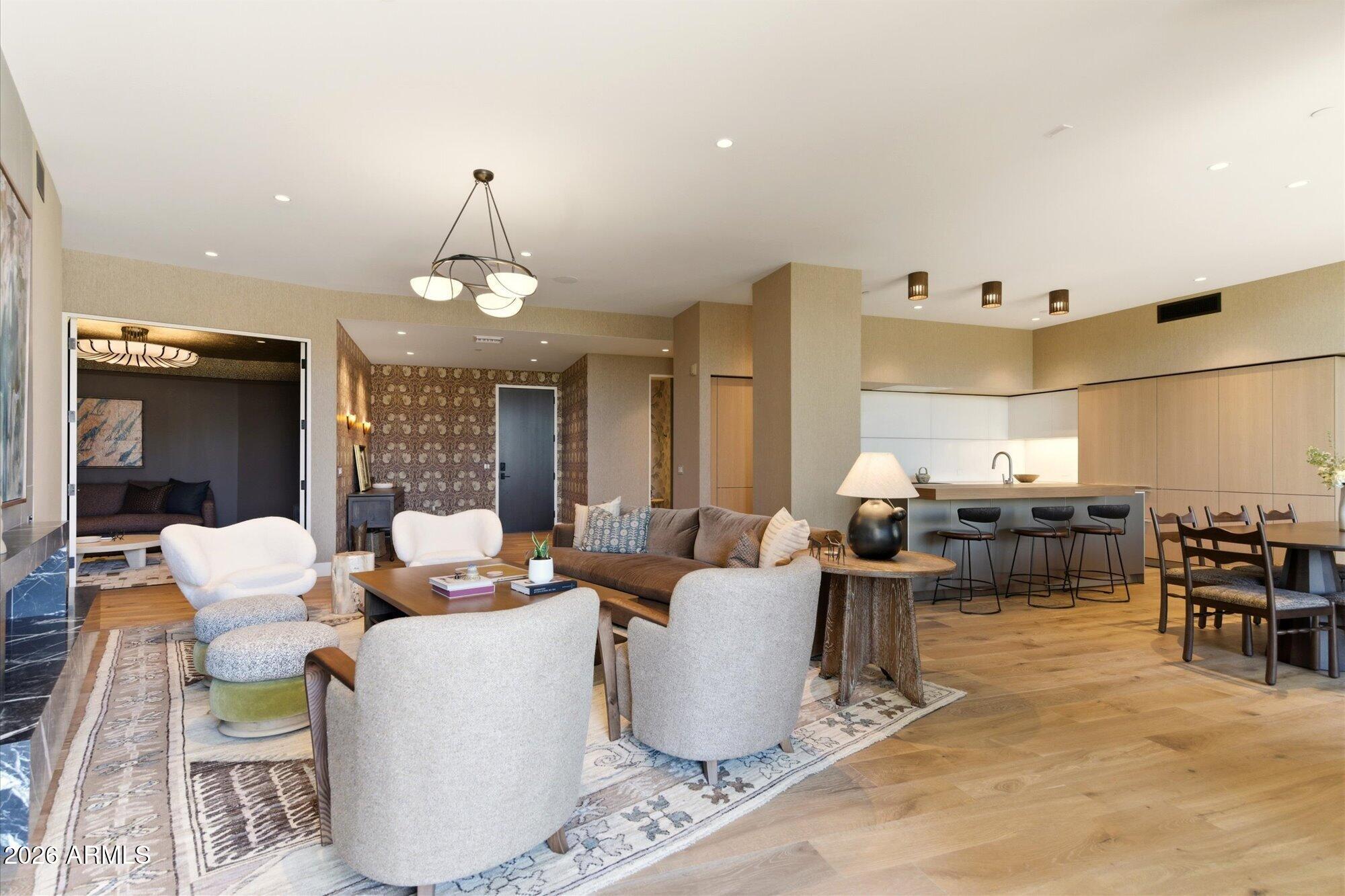 ASCENT AT THE PHOENICIAN MOUNTAINSIDE CONDOMINIUMS - Residential