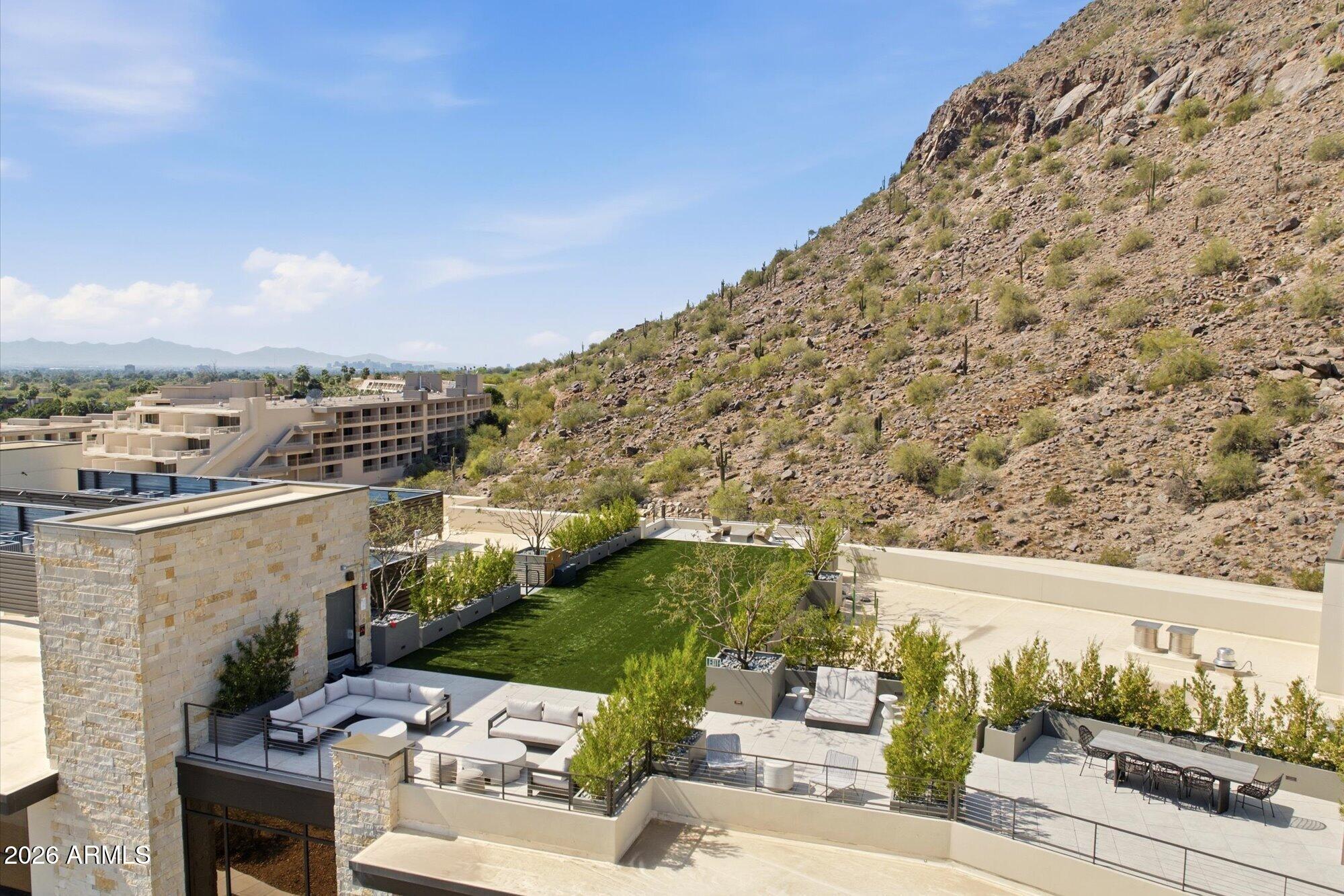 ASCENT AT THE PHOENICIAN MOUNTAINSIDE CONDOMINIUMS - Residential