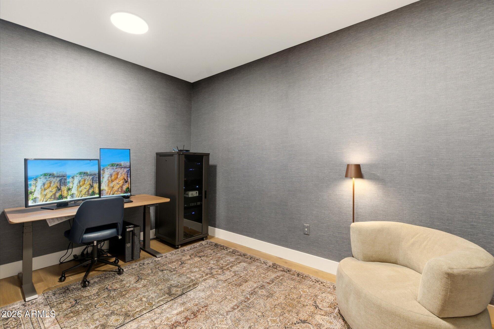 ASCENT AT THE PHOENICIAN MOUNTAINSIDE CONDOMINIUMS - Residential