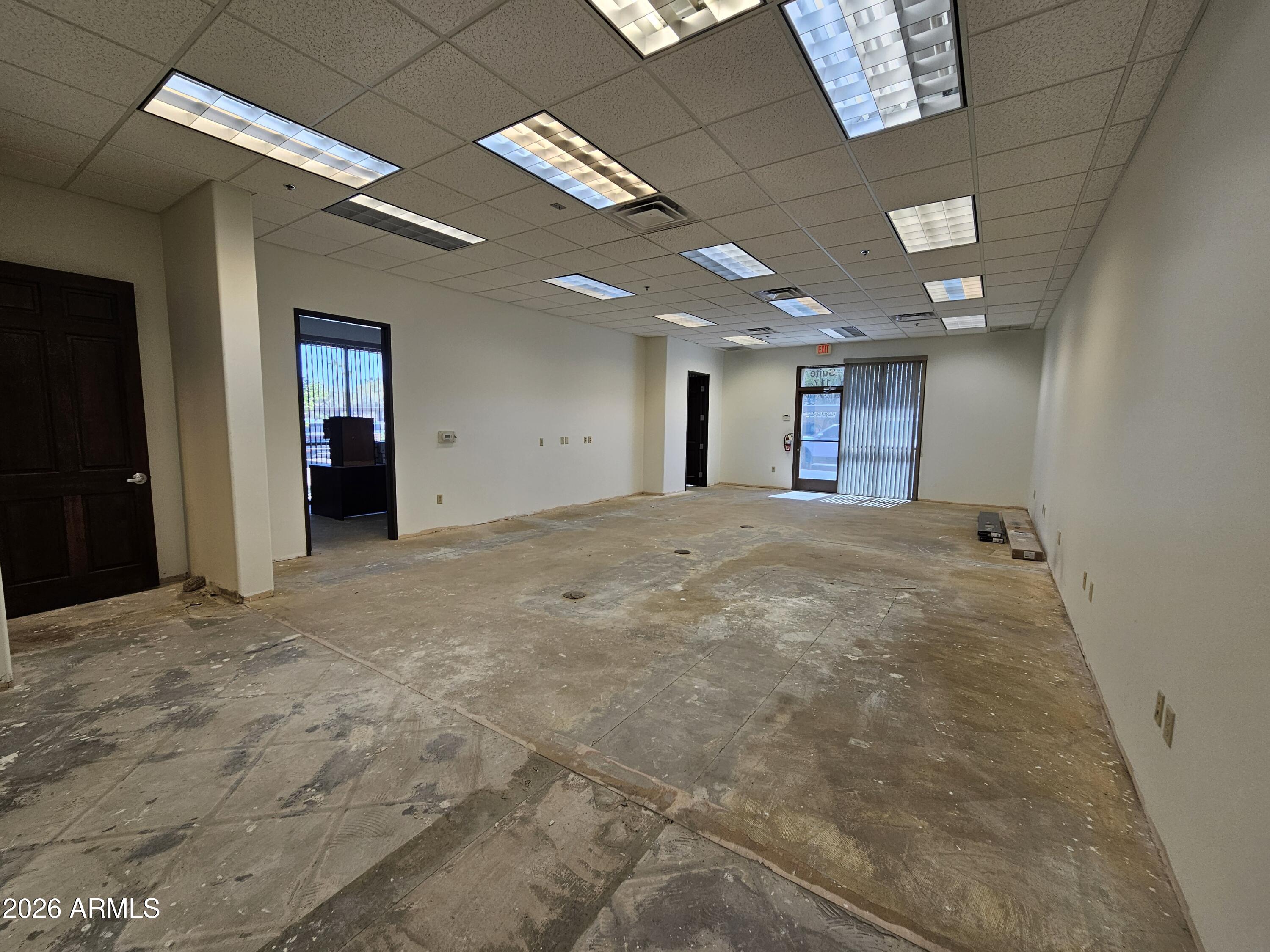 ARROWHEAD OFFICE PLAZA - Commercial Lease