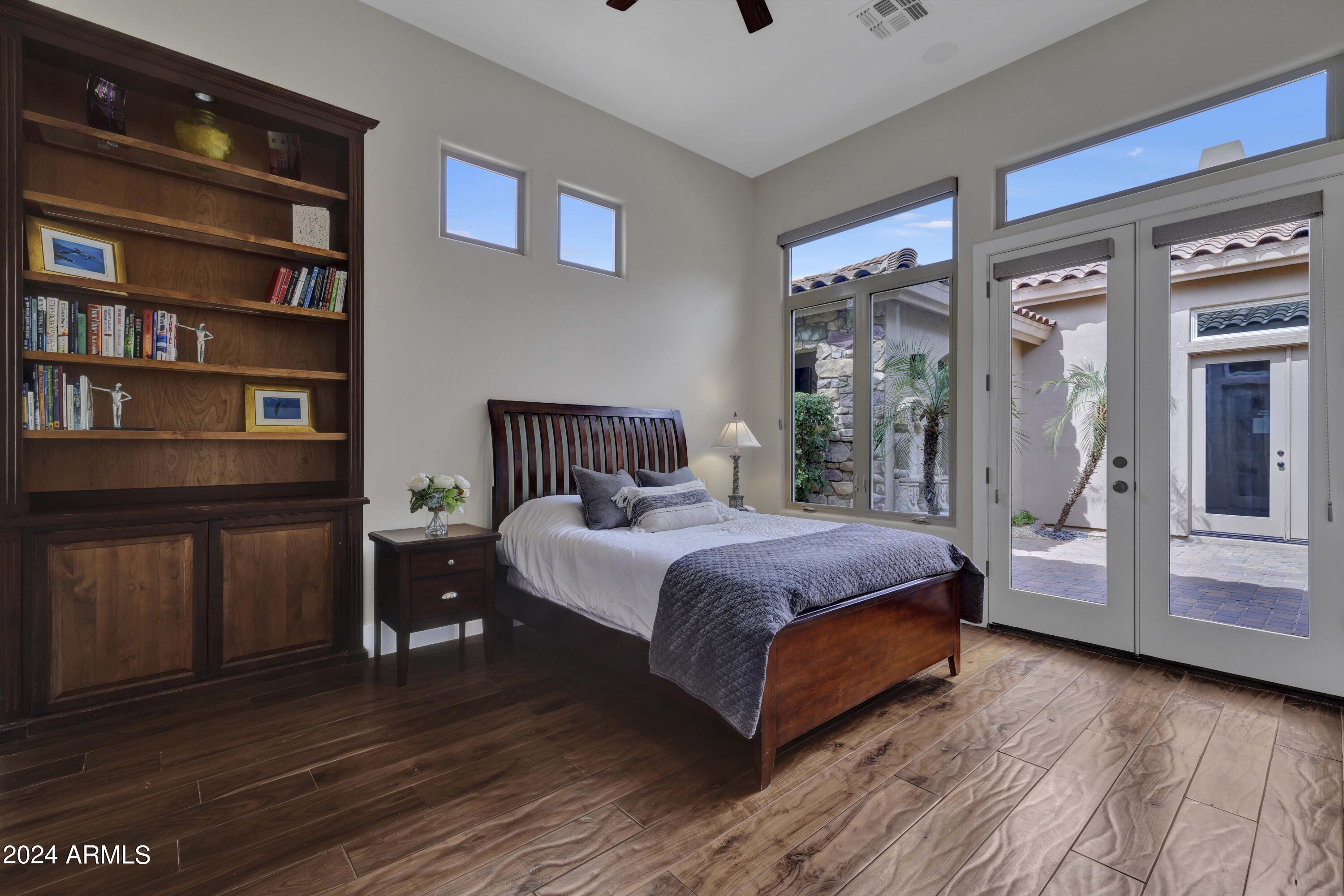 LA STRADA - Residential