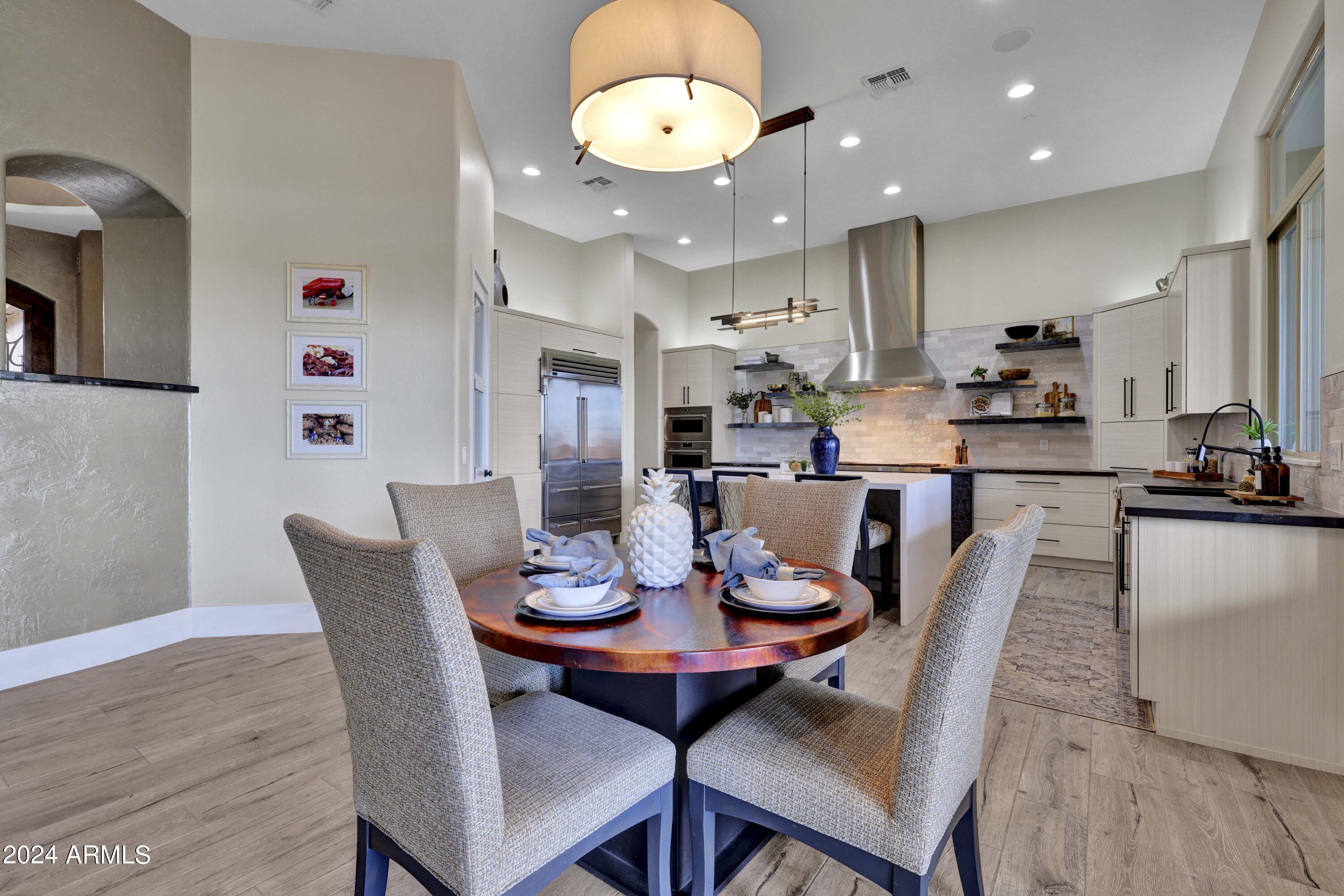 LA STRADA - Residential