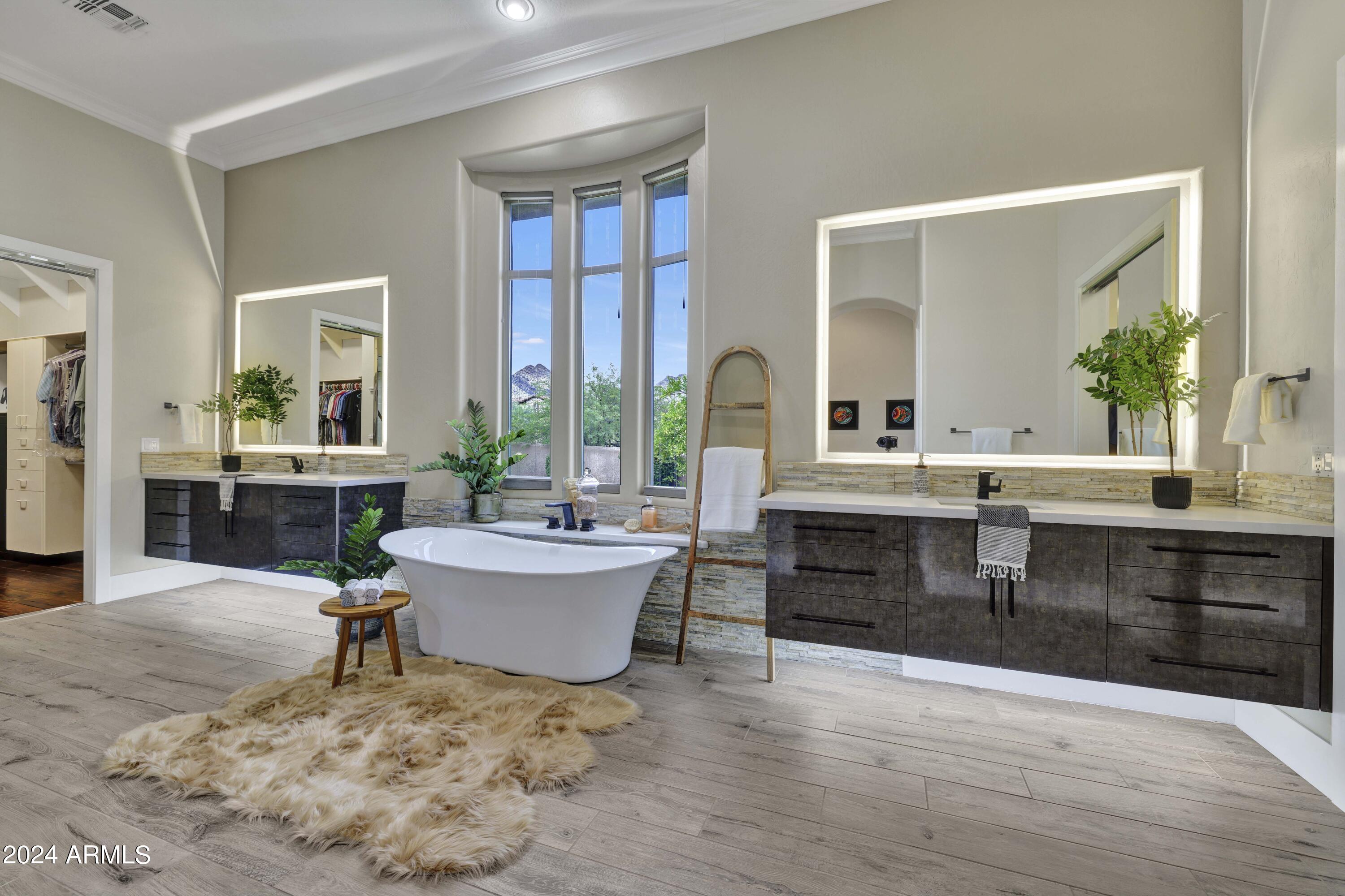LA STRADA - Residential