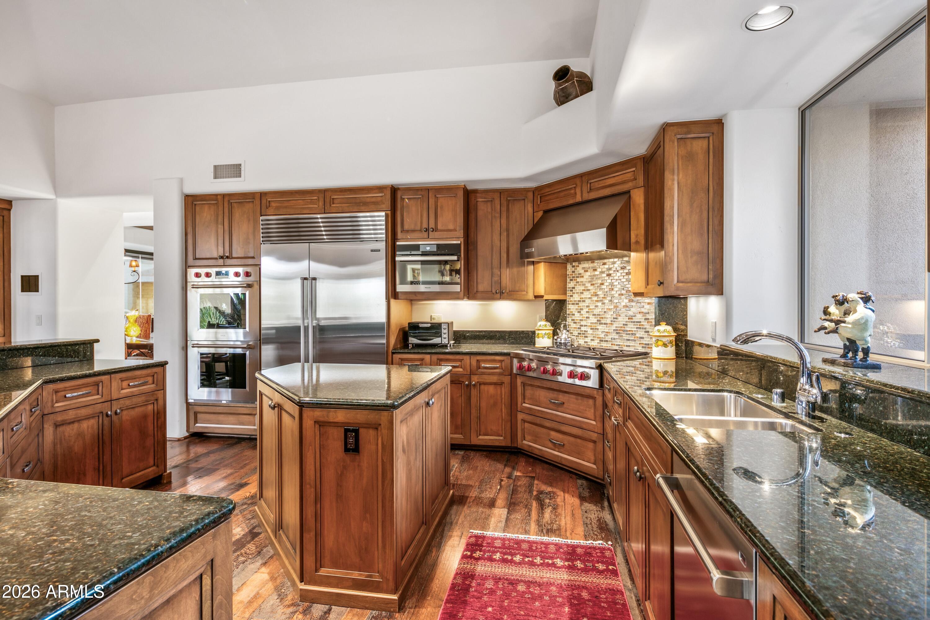 DESERT MOUNTAIN - Residential