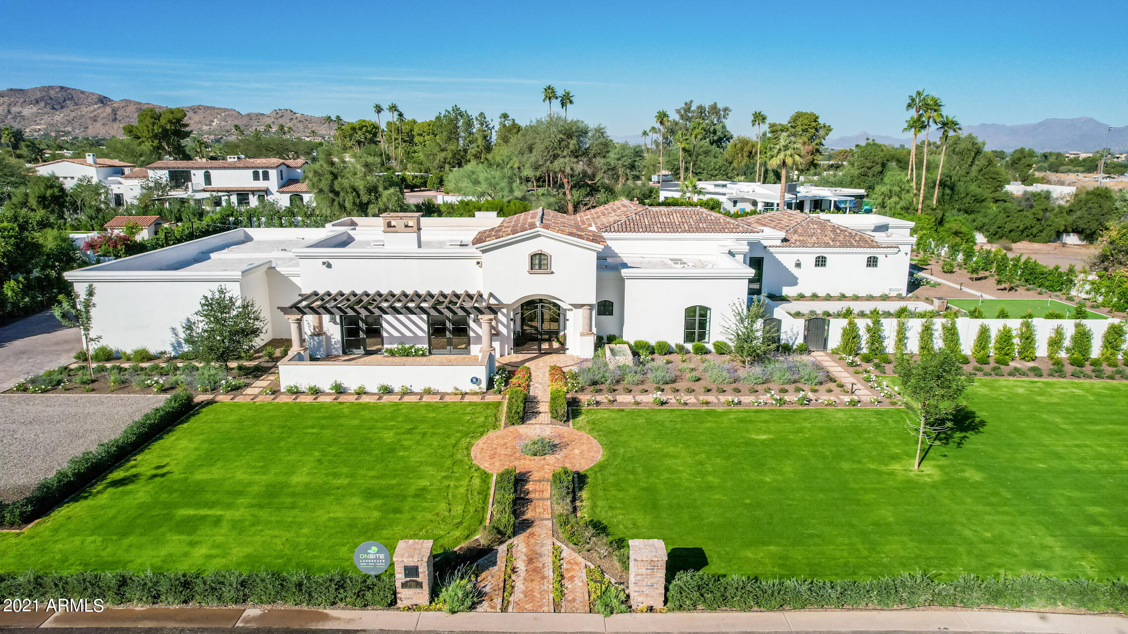 TIERRA DEL PARAISO - Residential
