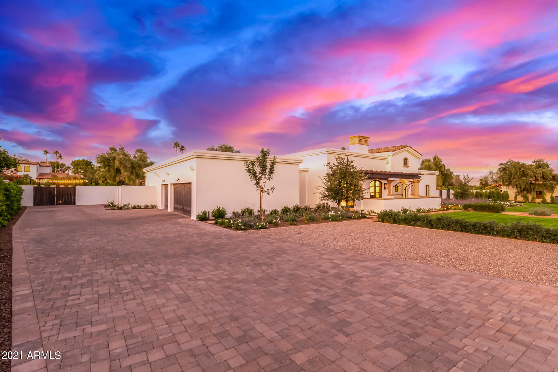 TIERRA DEL PARAISO - Residential